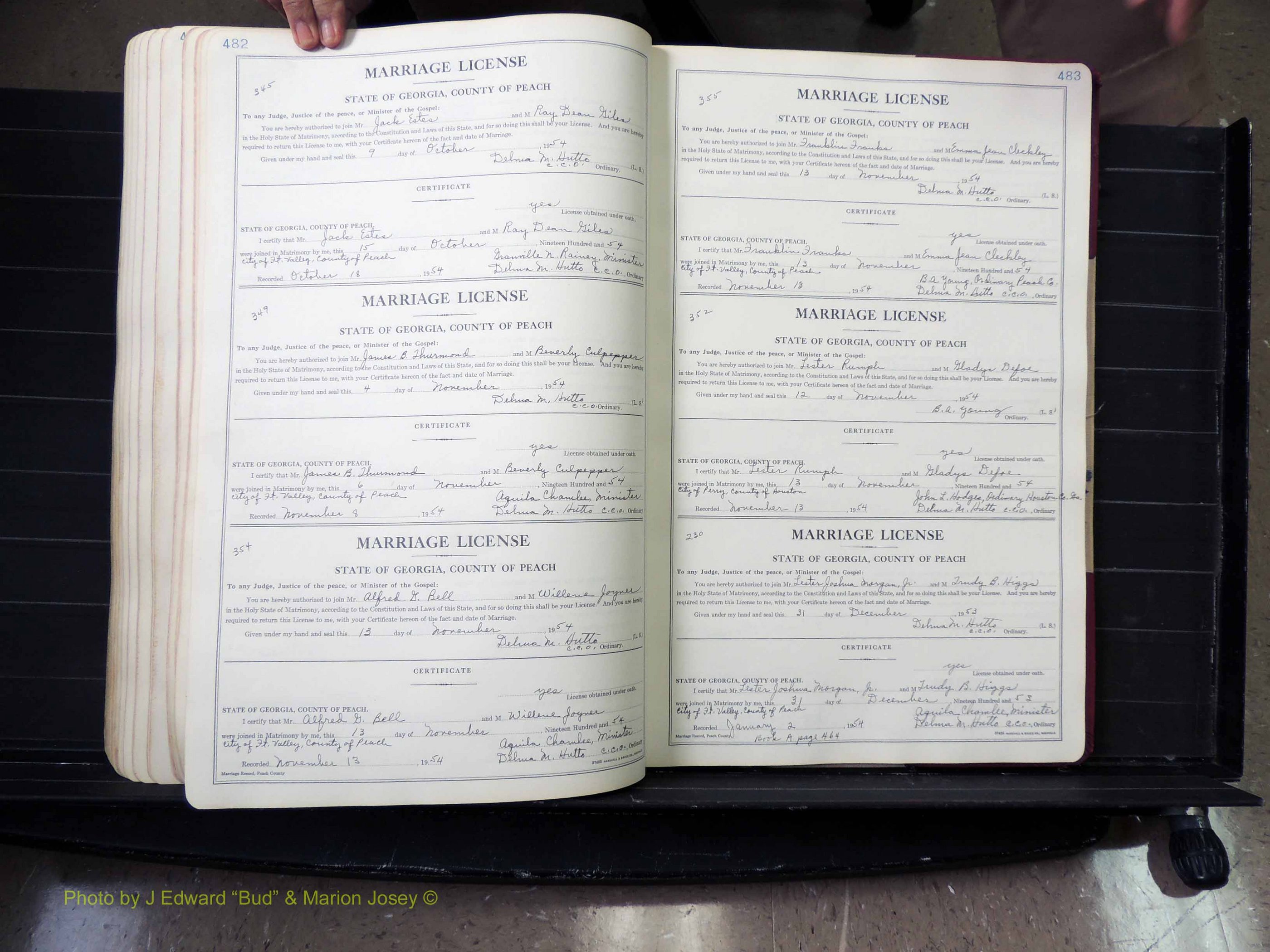 Peach Co, GA, Marriages, Book A, 1926-1960 pg 482-483.JPG