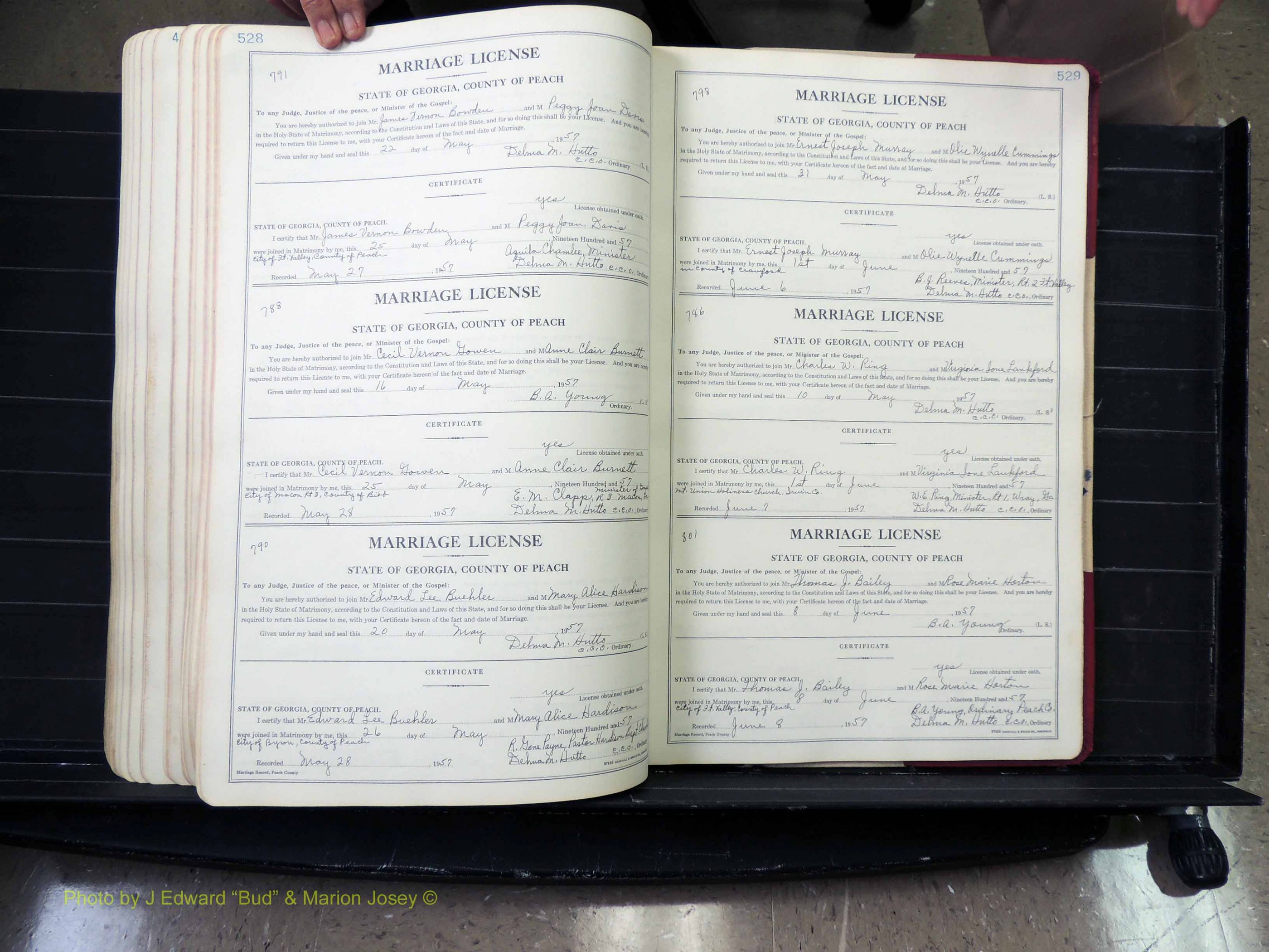 Peach Co, GA, Marriages, Book A, 1926-1960 pg 528-529.JPG