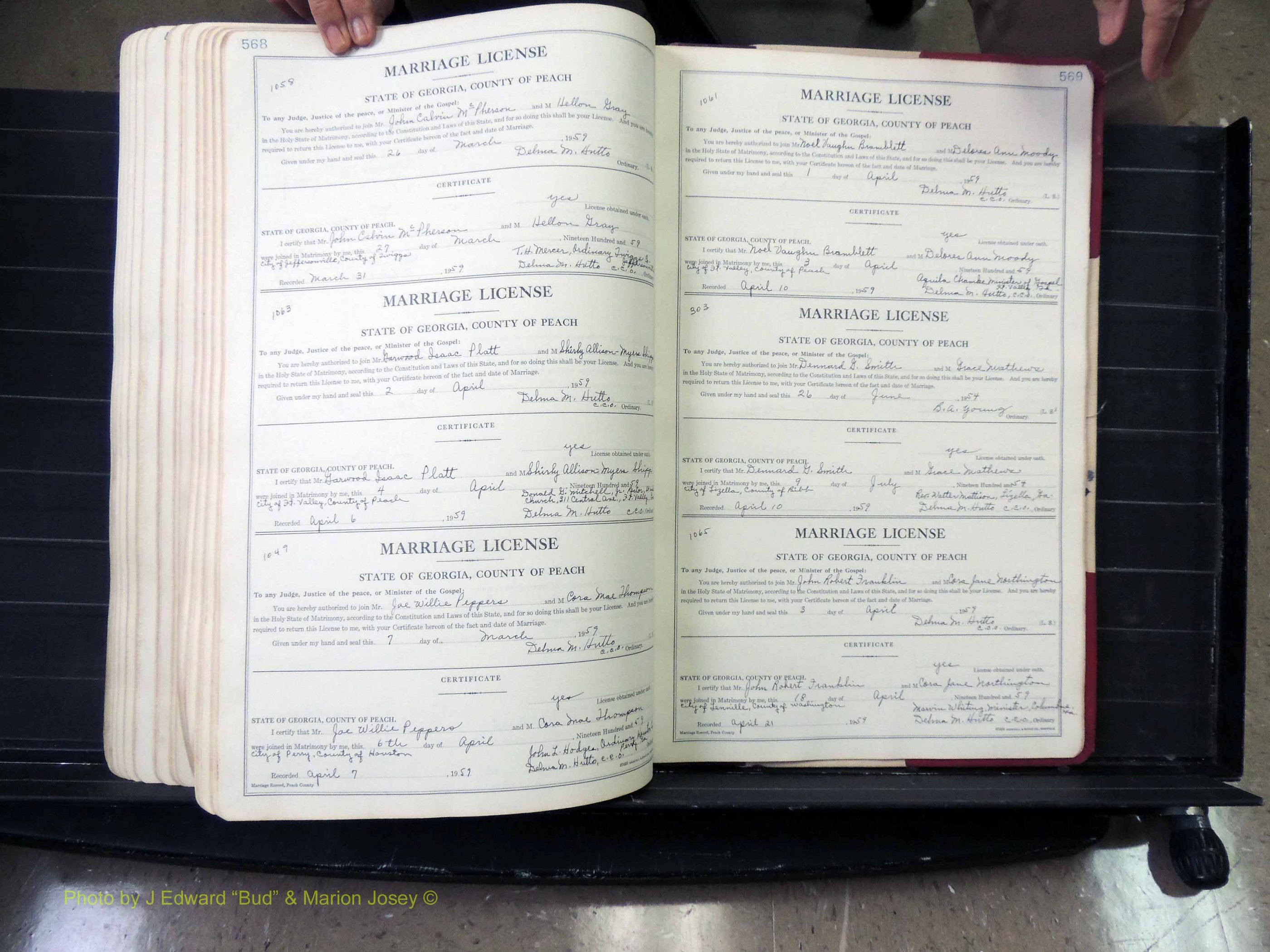 Peach Co, GA, Marriages, Book A, 1926-1960 pg 568-569.JPG
