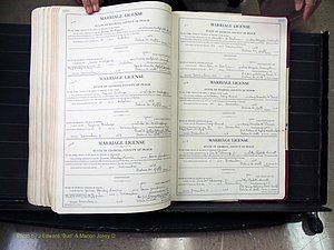 Peach Co, GA, Marriages, Book A, 1926-1960 pg 560-561.JPG