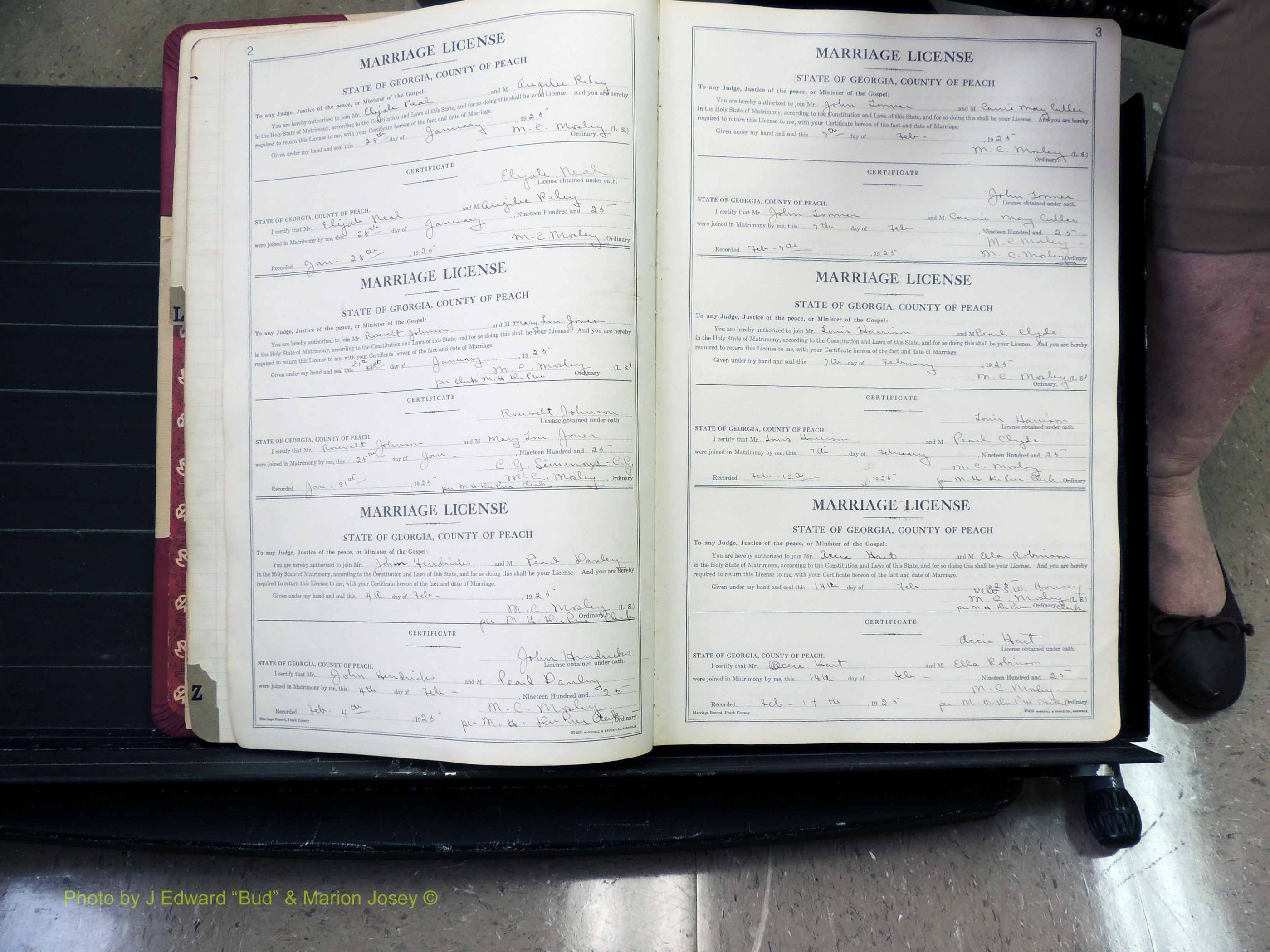 Peach Co, GA, Marriages, Book B, 1925-1991 pg 002-003.JPG