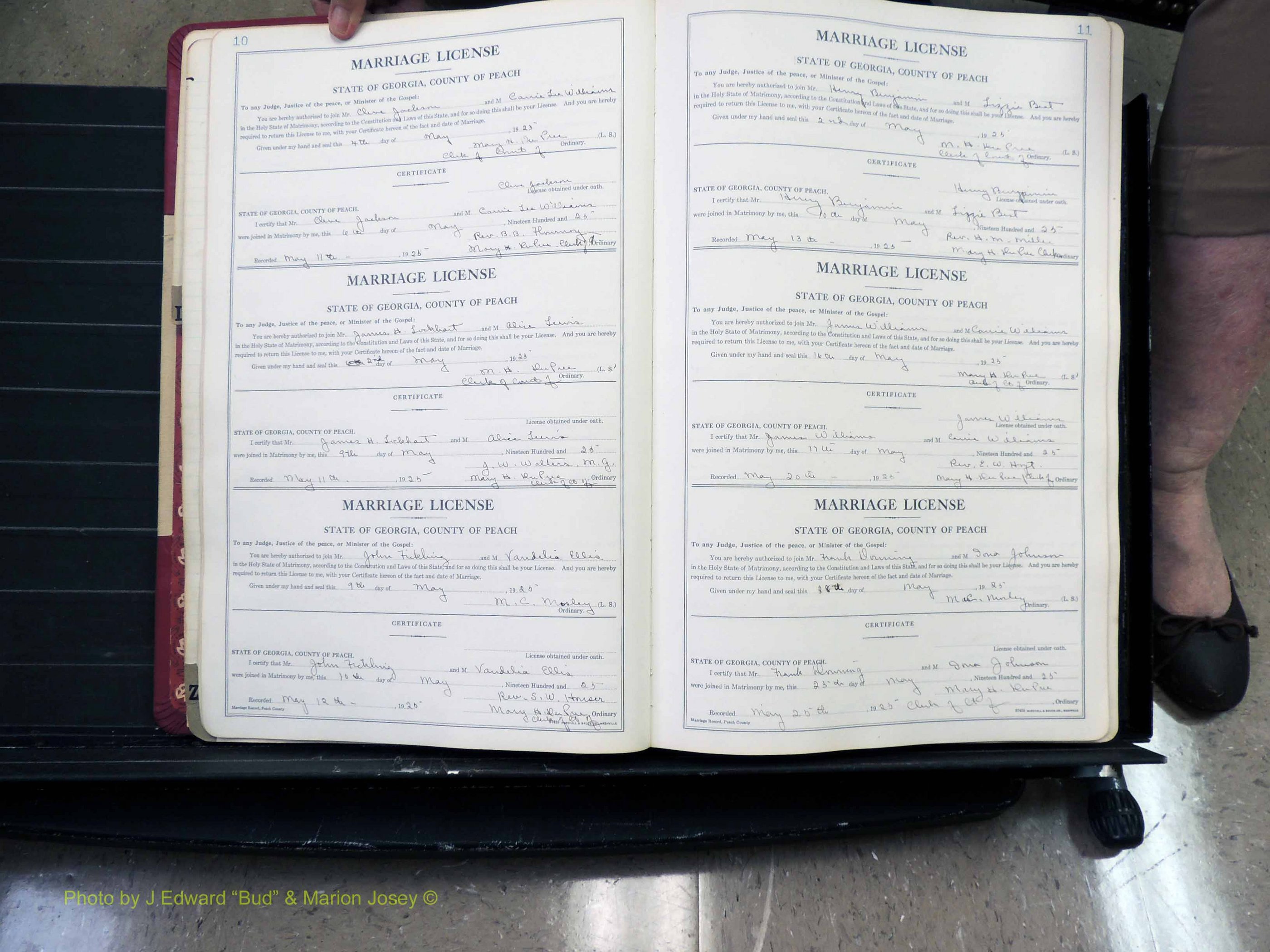 Peach Co, GA, Marriages, Book B, 1925-1991 pg 010-011.JPG