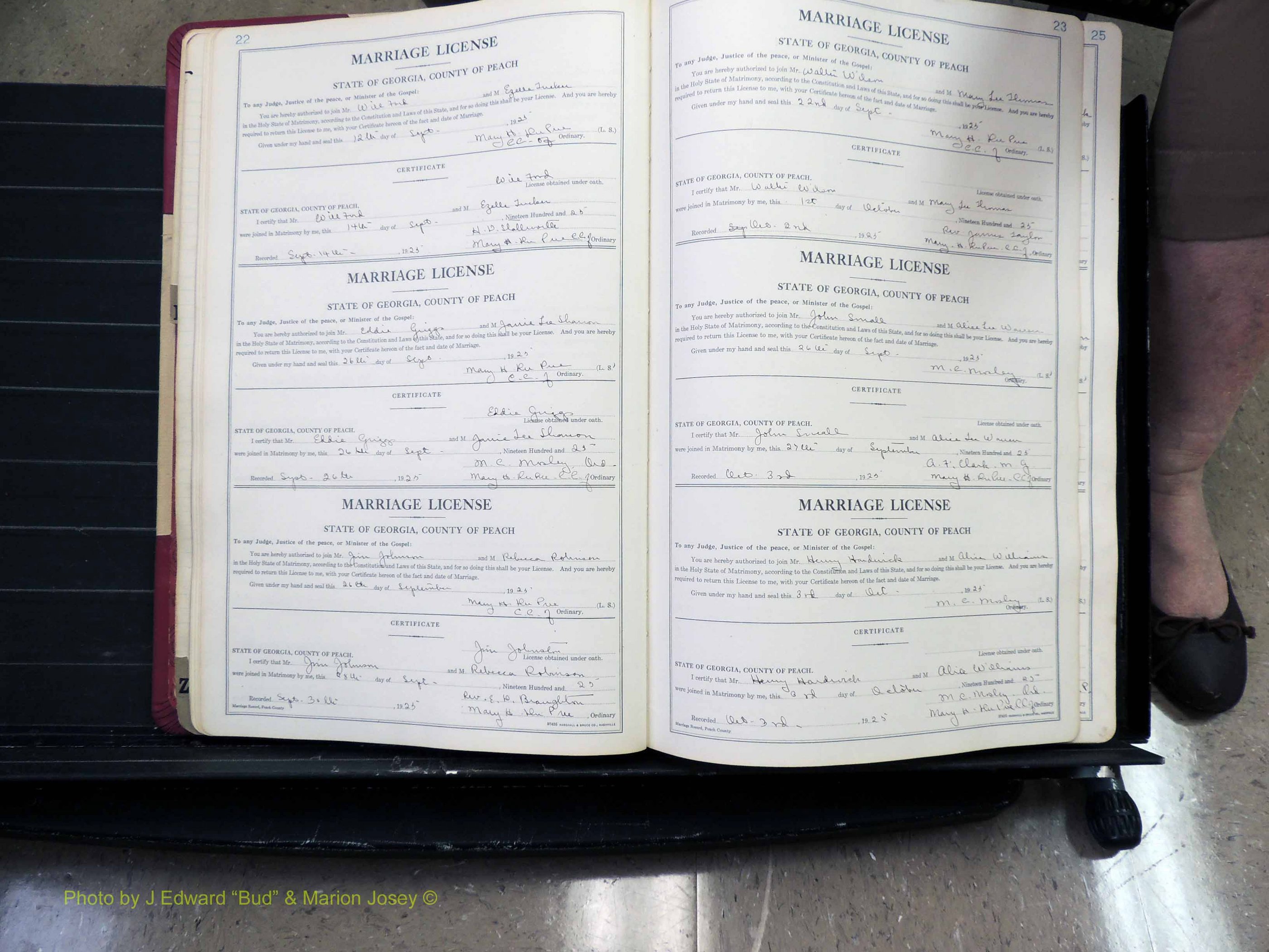 Peach Co, GA, Marriages, Book B, 1925-1991 pg 022-023.JPG