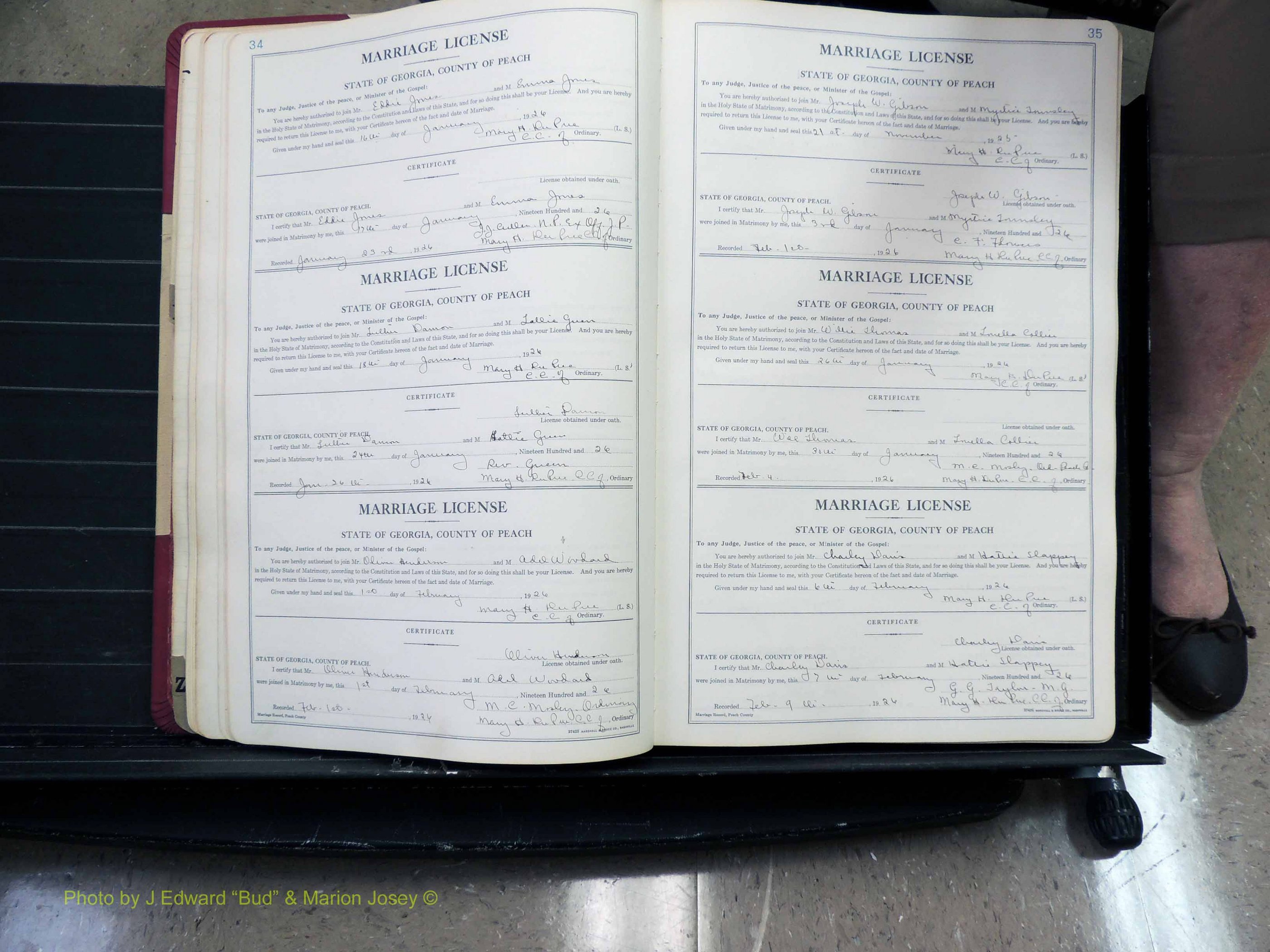 Peach Co, GA, Marriages, Book B, 1925-1991 pg 034-035.JPG