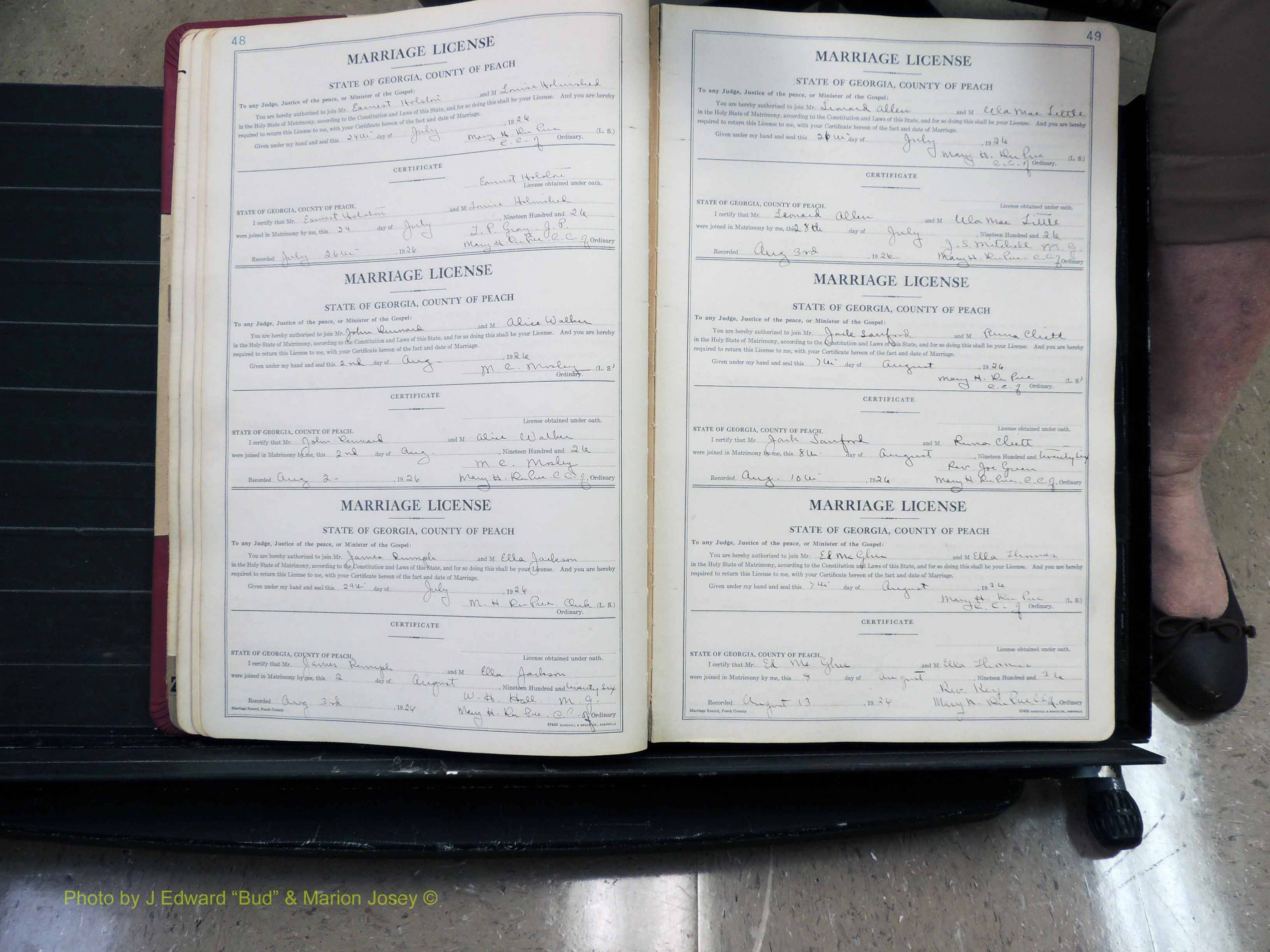Peach Co, GA, Marriages, Book B, 1925-1991 pg 048-049.JPG