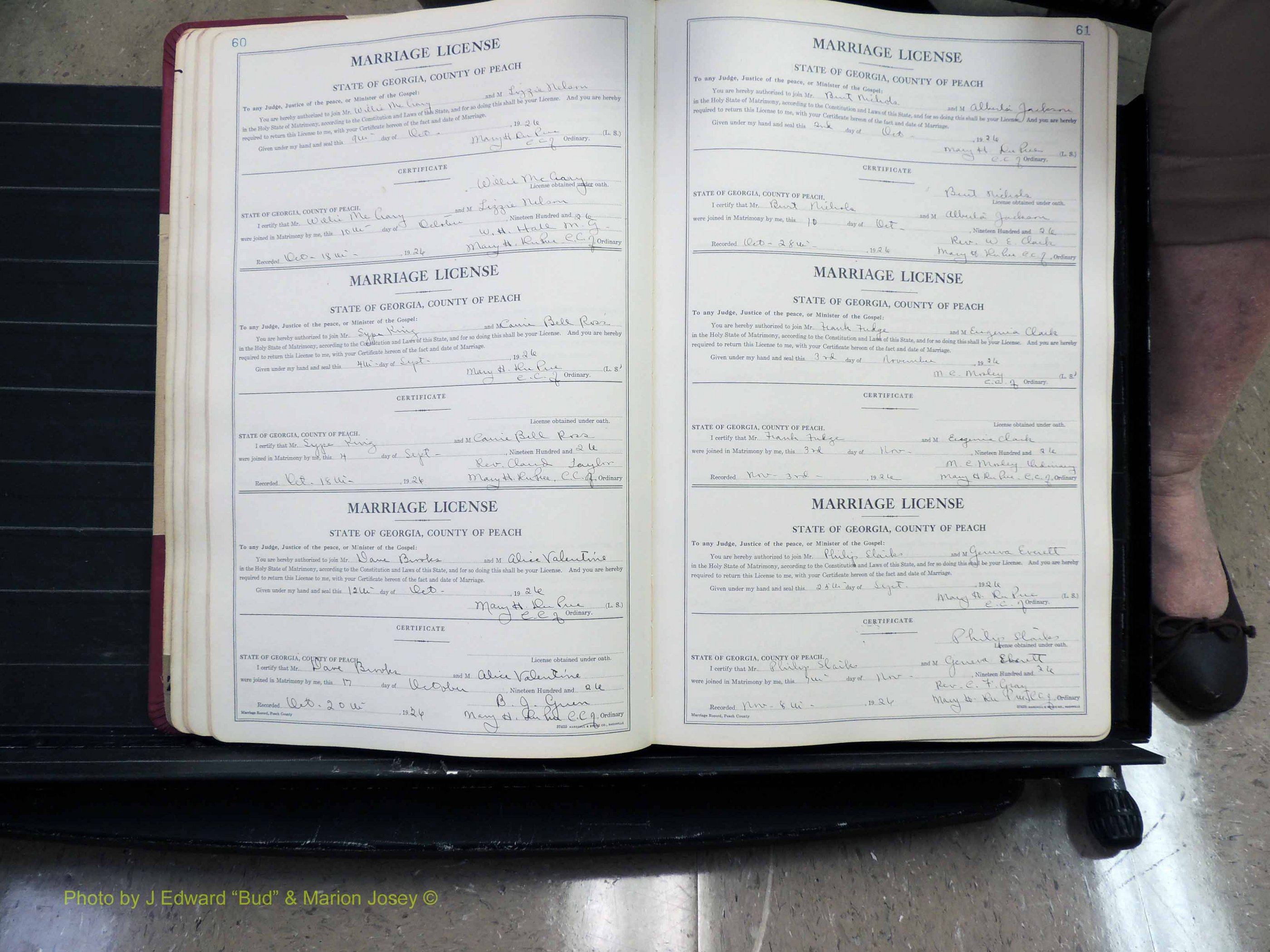 Peach Co, GA, Marriages, Book B, 1925-1991 pg 060-061.JPG