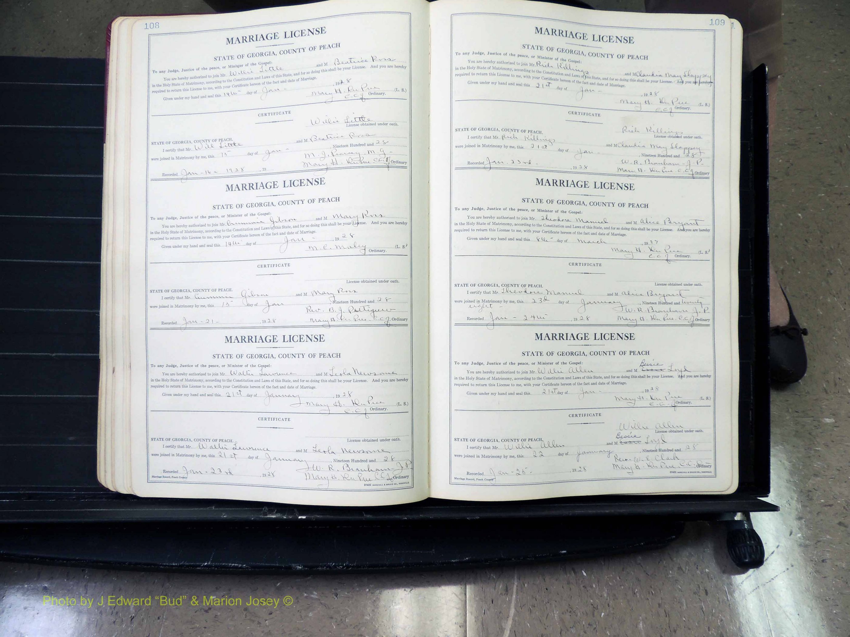 Peach Co, GA, Marriages, Book B, 1925-1991 pg 108-109.JPG