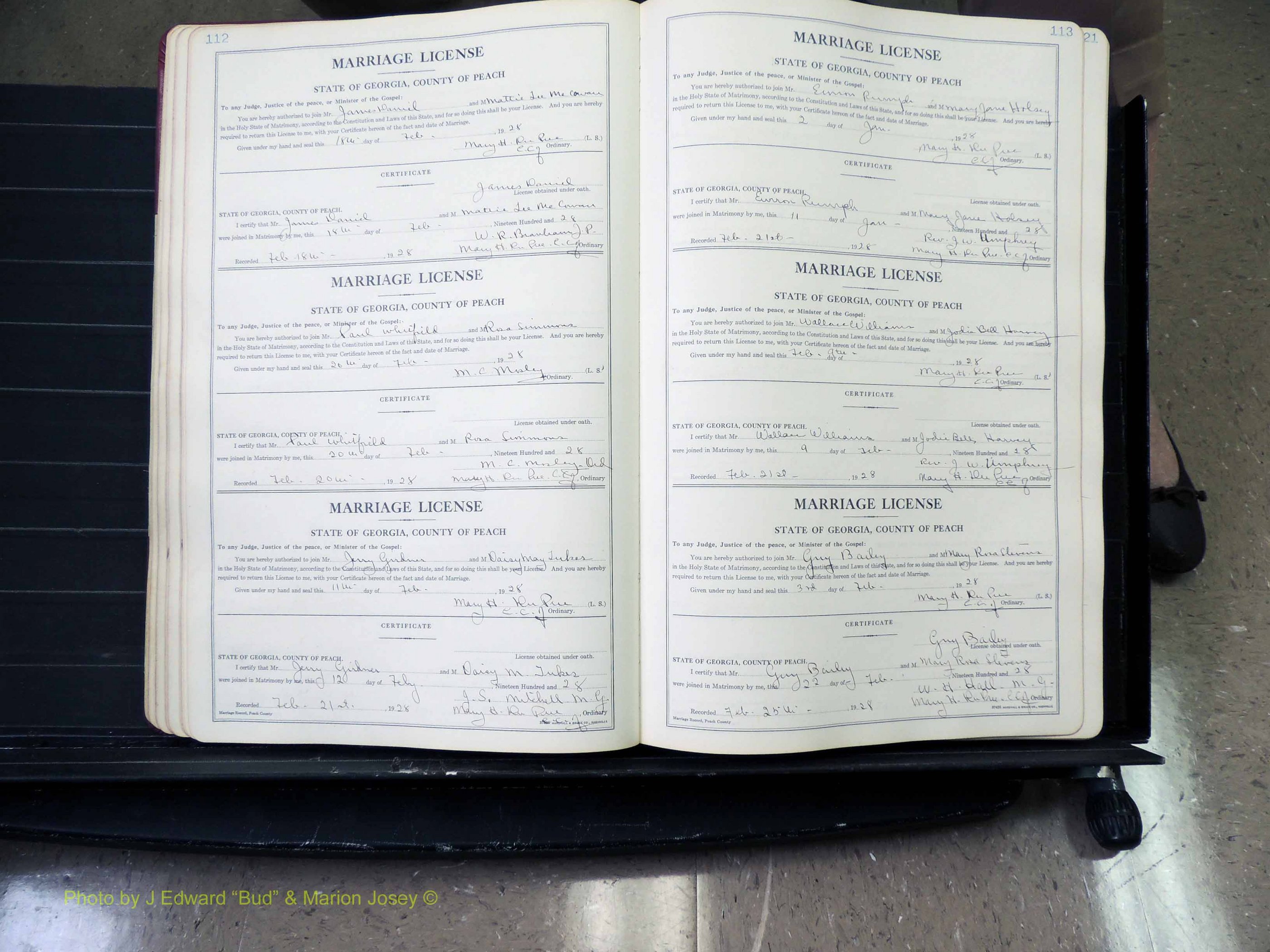 Peach Co, GA, Marriages, Book B, 1925-1991 pg 112-113.JPG