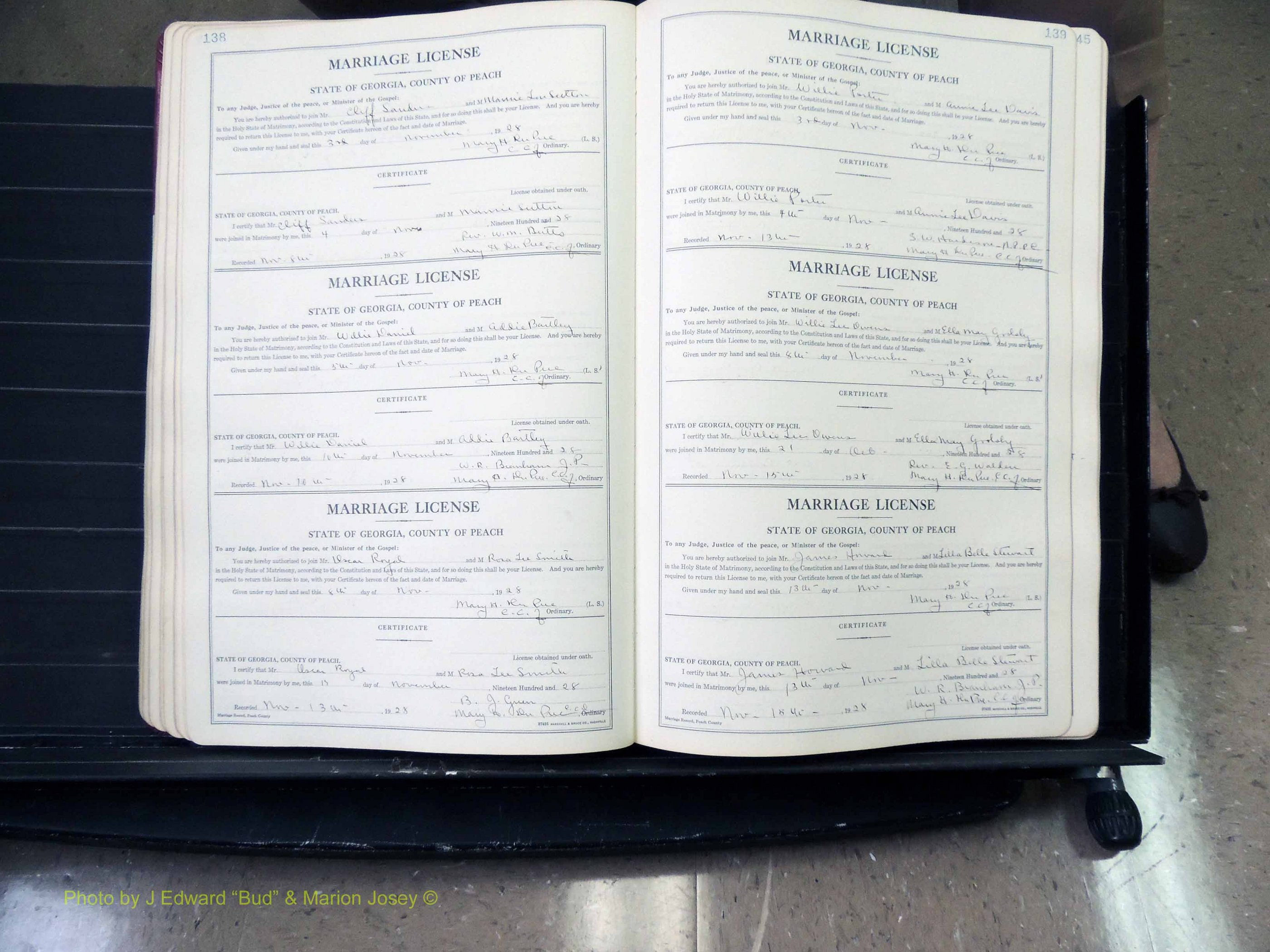 Peach Co, GA, Marriages, Book B, 1925-1991 pg 138-139.JPG