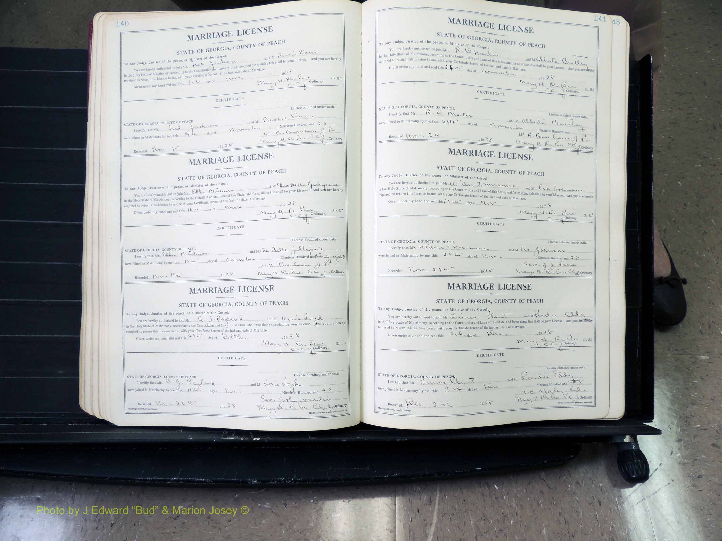 Peach Co, GA, Marriages, Book B, 1925-1991 pg 140-141.JPG