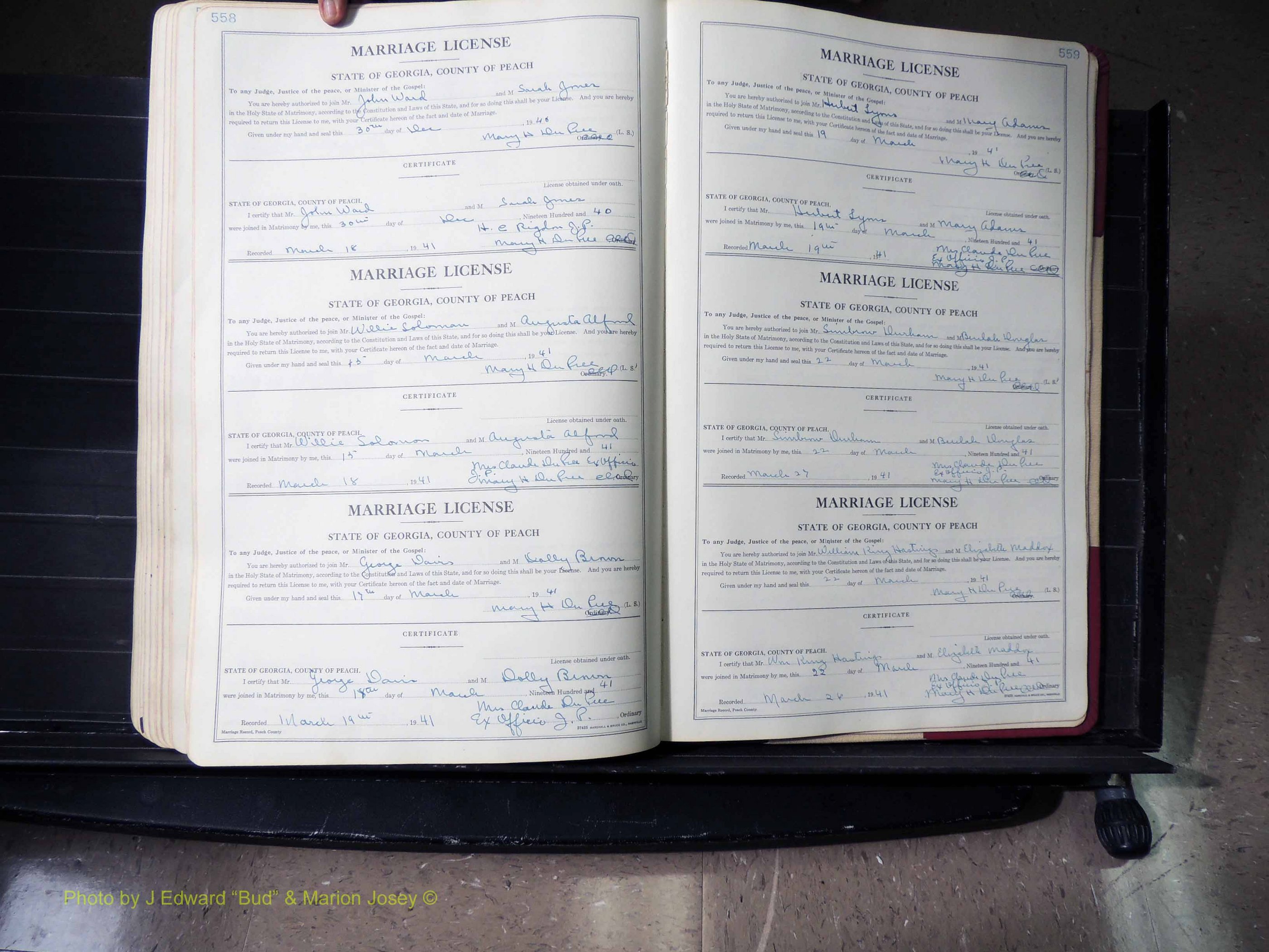 Peach Co, GA, Marriages, Book B, 1925-1991 pg 558-559.JPG
