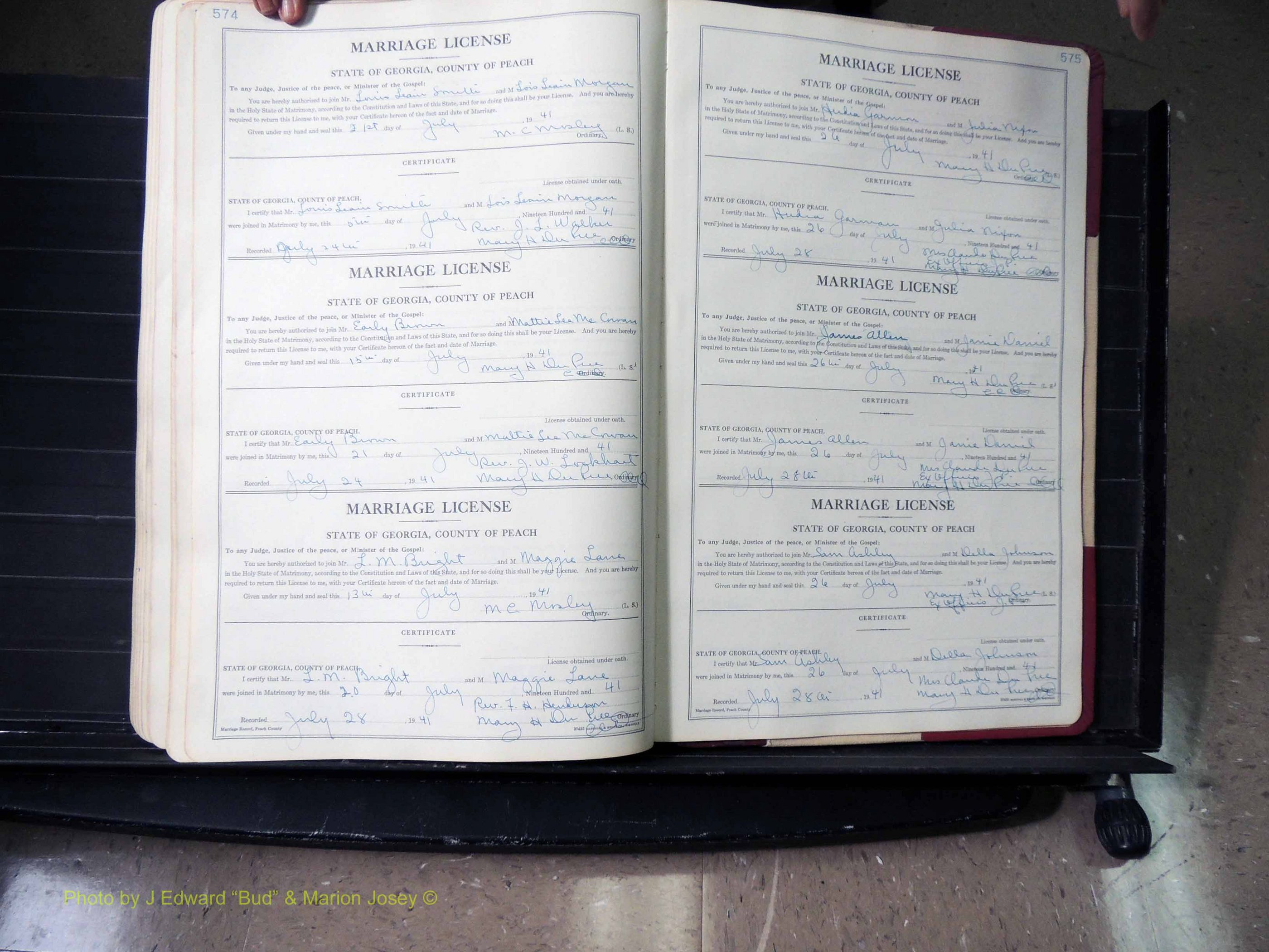 Peach Co, GA, Marriages, Book B, 1925-1991 pg 574-575.JPG