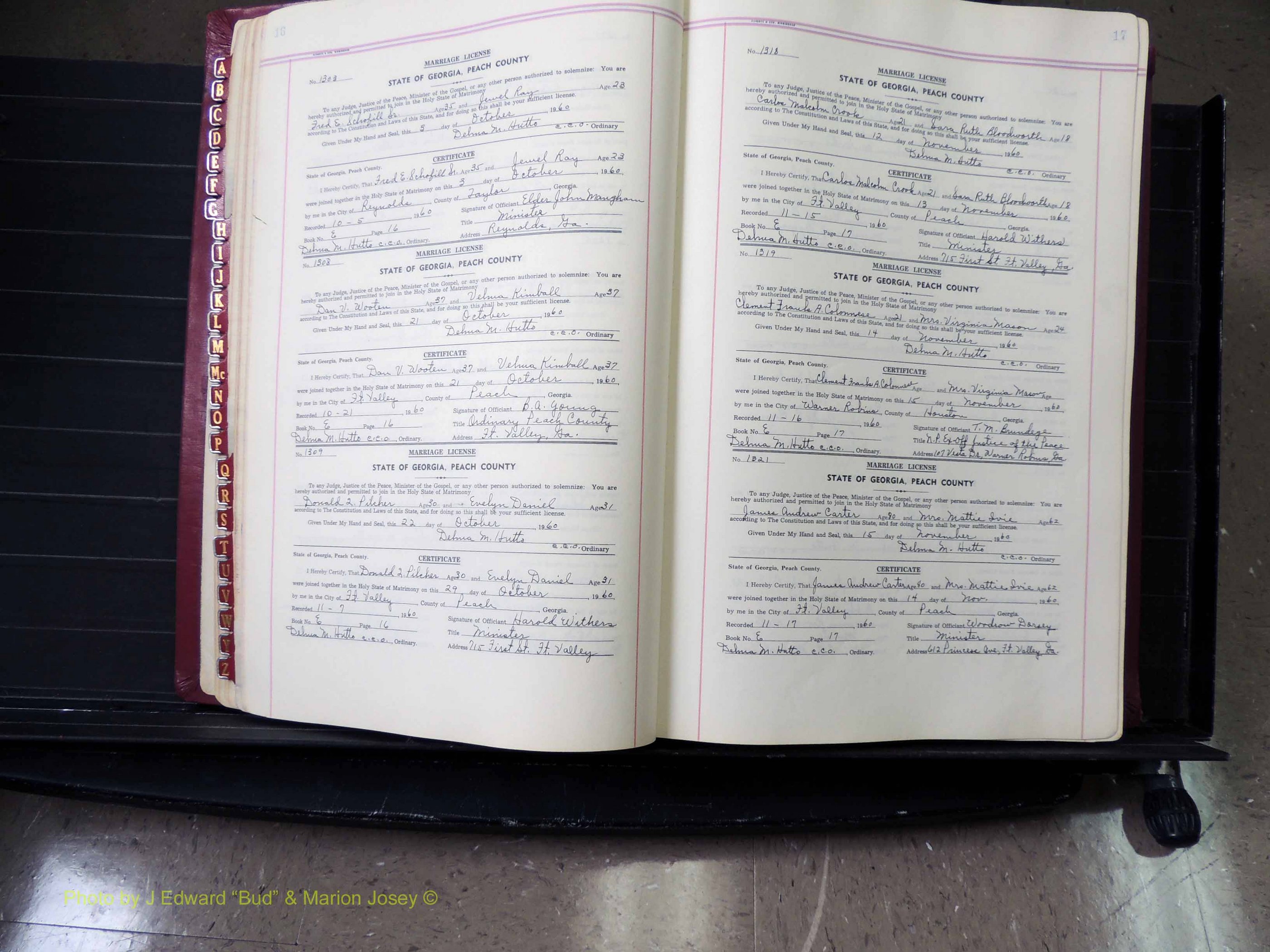 Peach Co, GA, Marriages, Book E, 1960-1984 pg 016-017.JPG