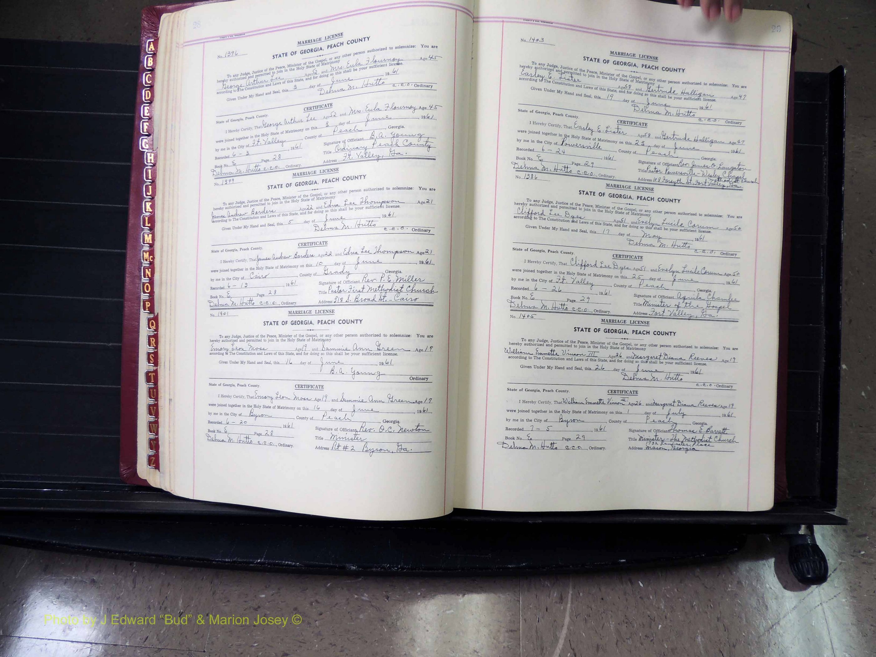 Peach Co, GA, Marriages, Book E, 1960-1984 pg 028-029.JPG