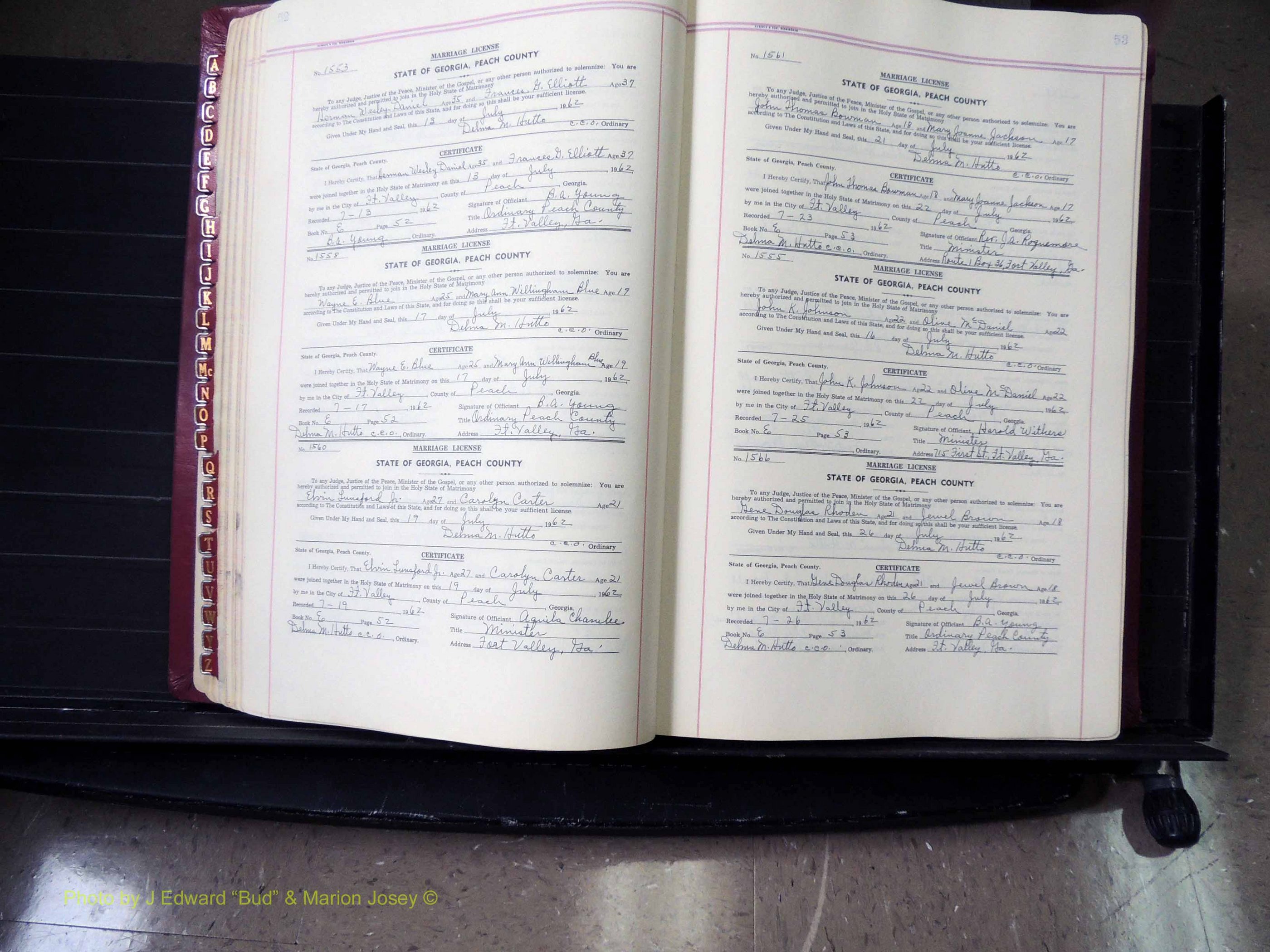 Peach Co, GA, Marriages, Book E, 1960-1984 pg 052-053.JPG