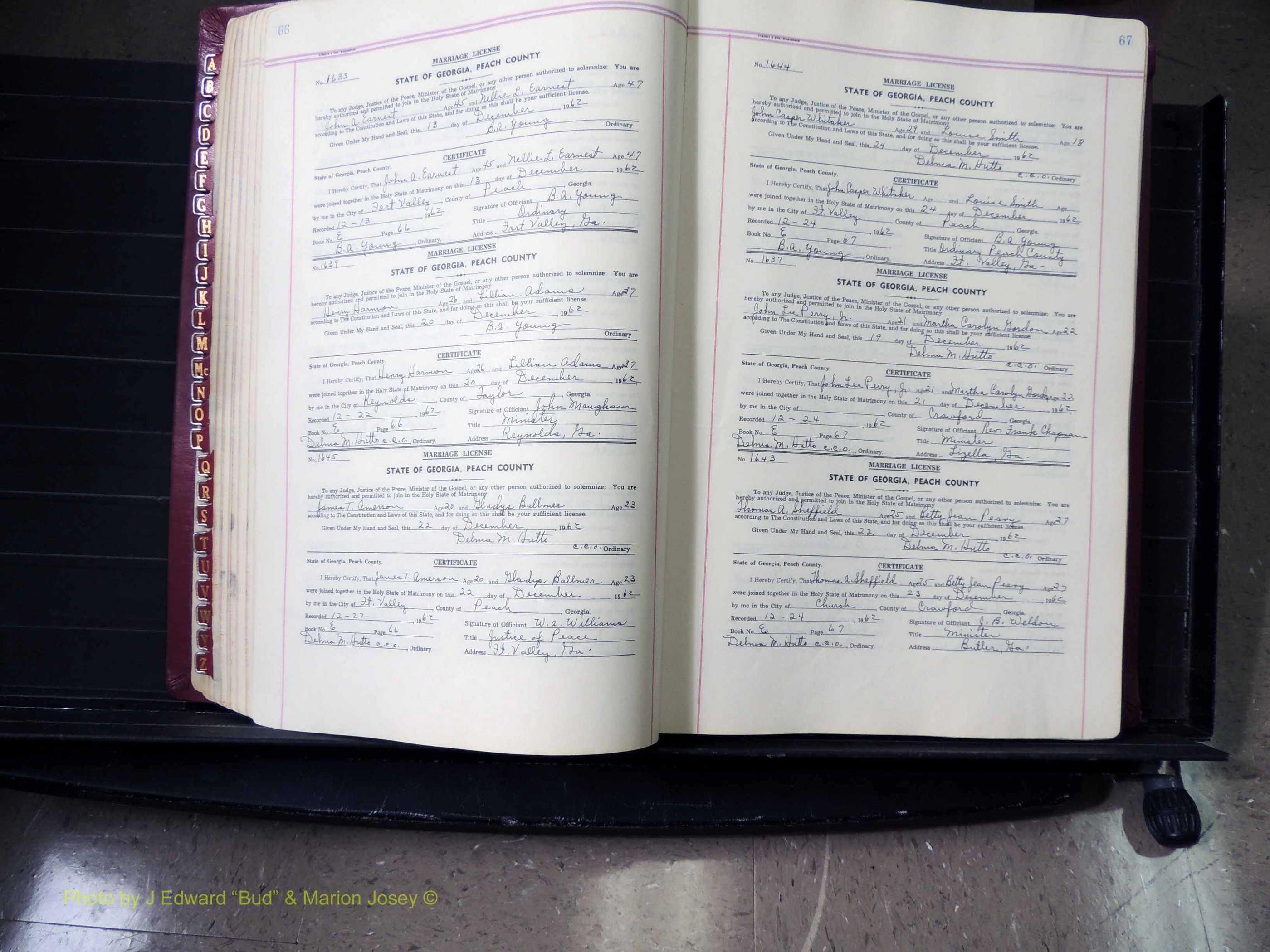Peach Co, GA, Marriages, Book E, 1960-1984 pg 066-067.JPG