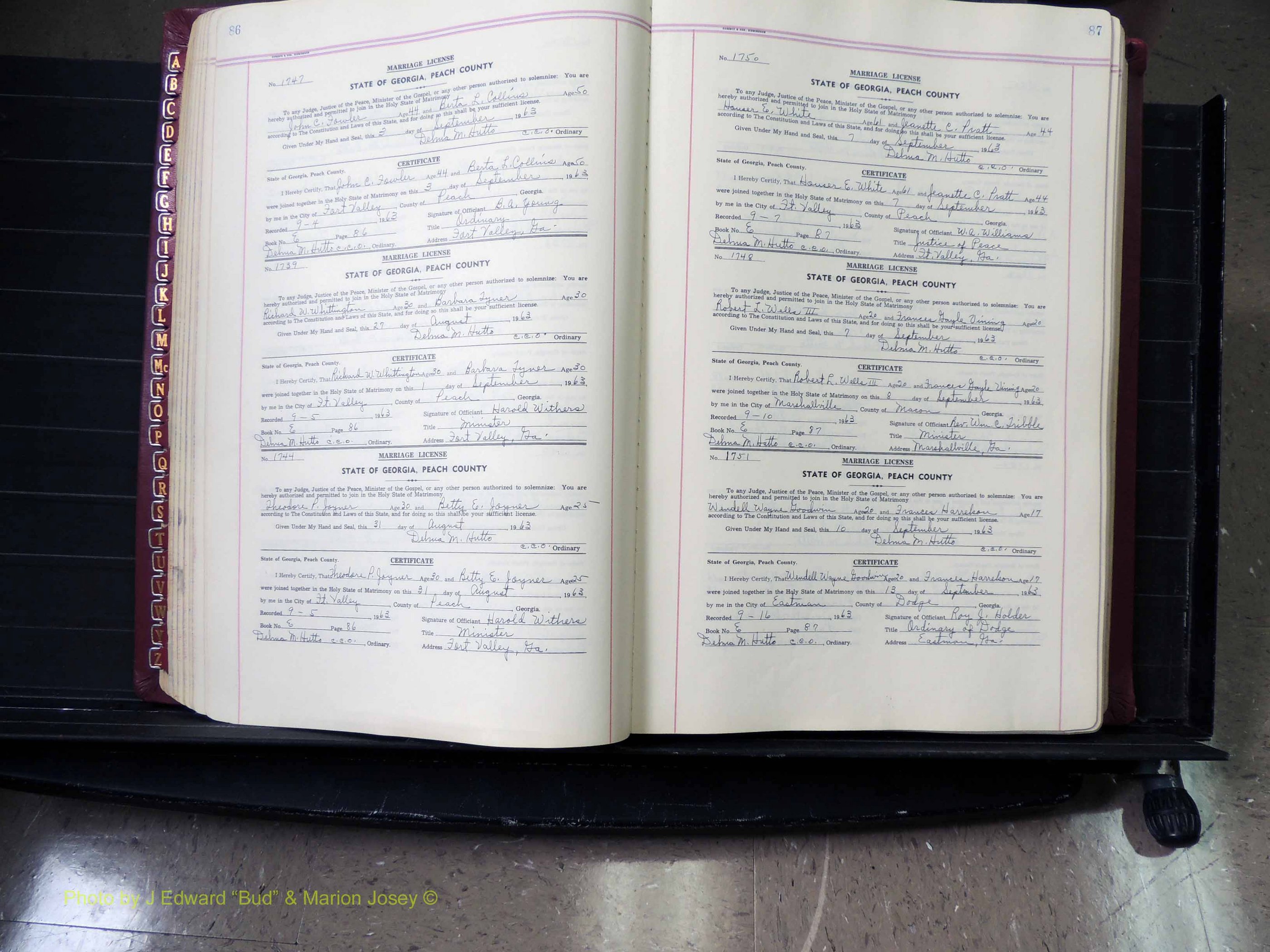 Peach Co, GA, Marriages, Book E, 1960-1984 pg 086-087.JPG