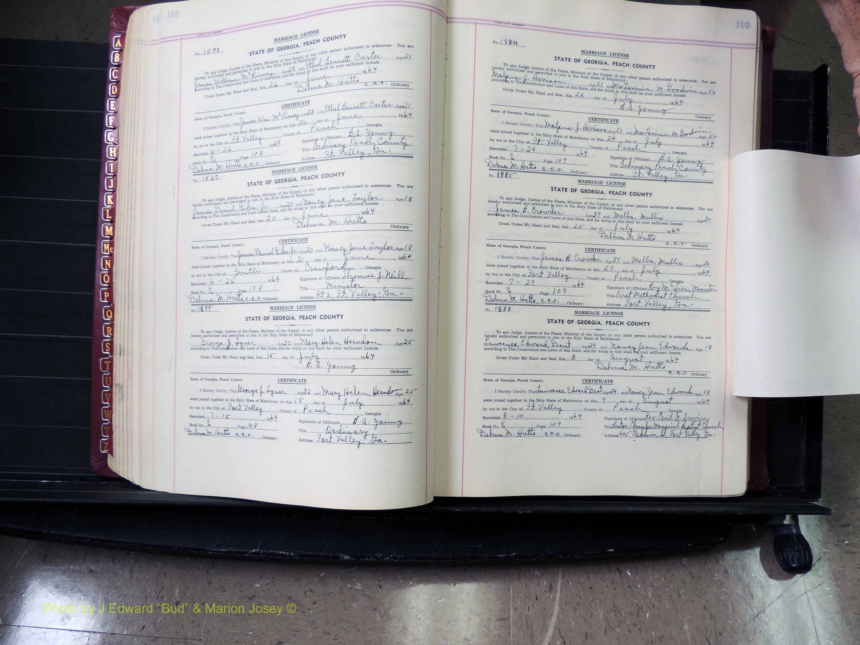 Peach Co, GA, Marriages, Book E, 1960-1984 pg 108-109a.JPG