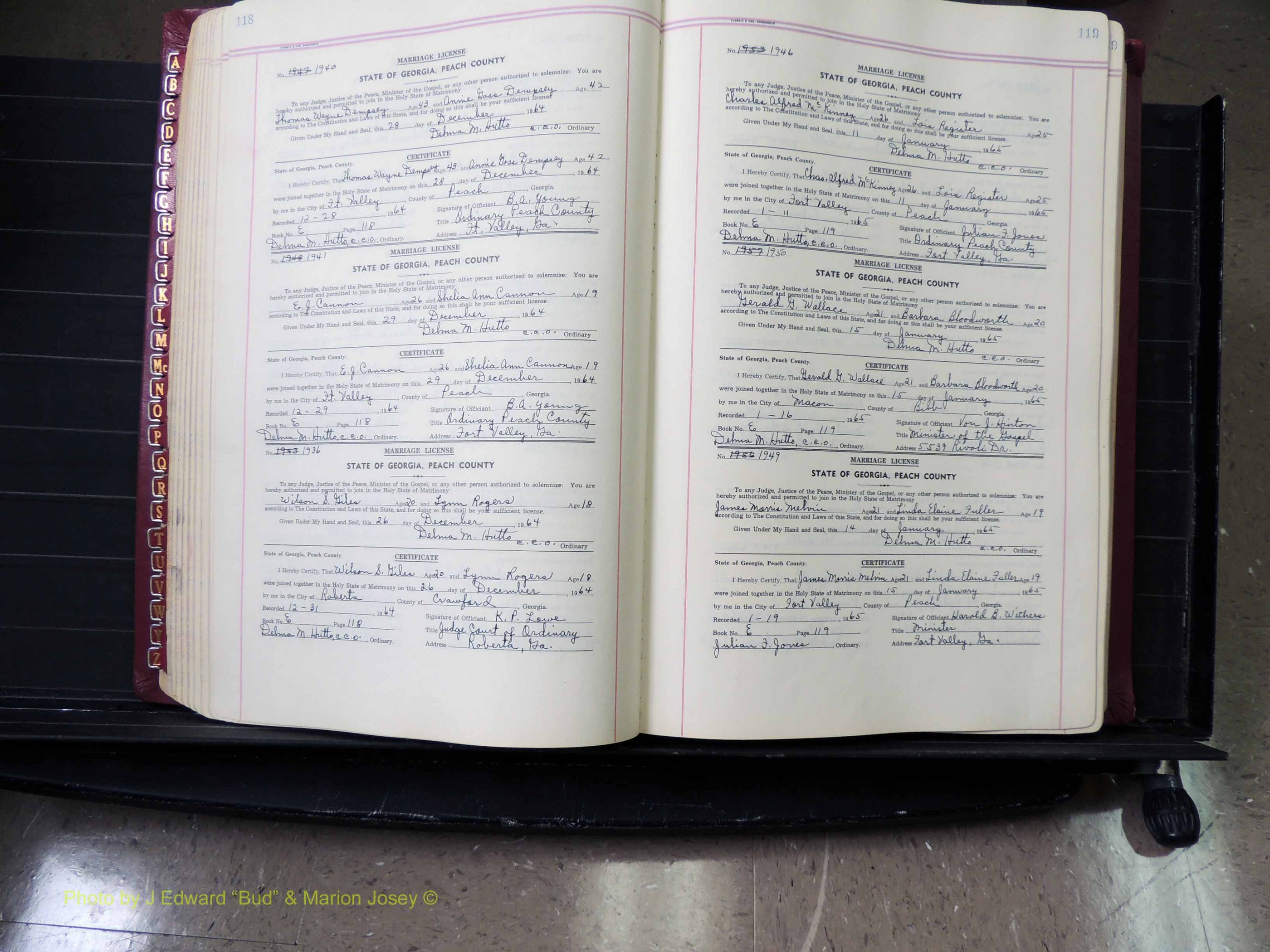 Peach Co, GA, Marriages, Book E, 1960-1984 pg 118-119.JPG