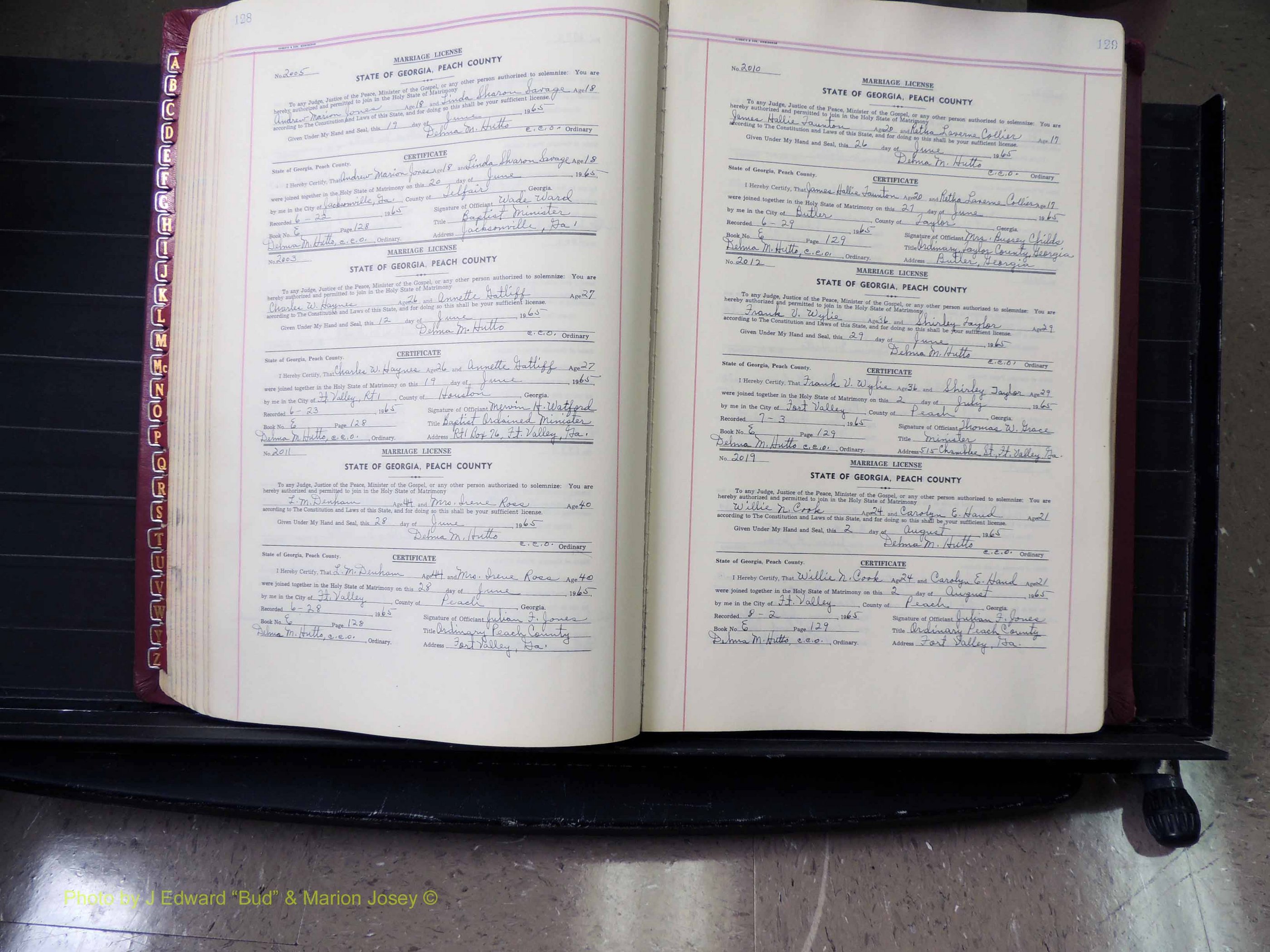 Peach Co, GA, Marriages, Book E, 1960-1984 pg 128-129.JPG
