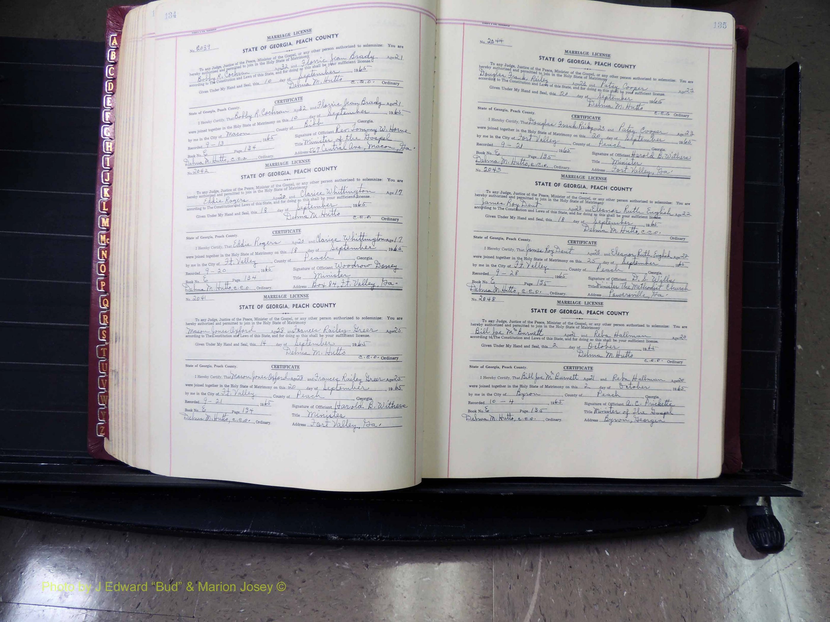 Peach Co, GA, Marriages, Book E, 1960-1984 pg 134-135.JPG