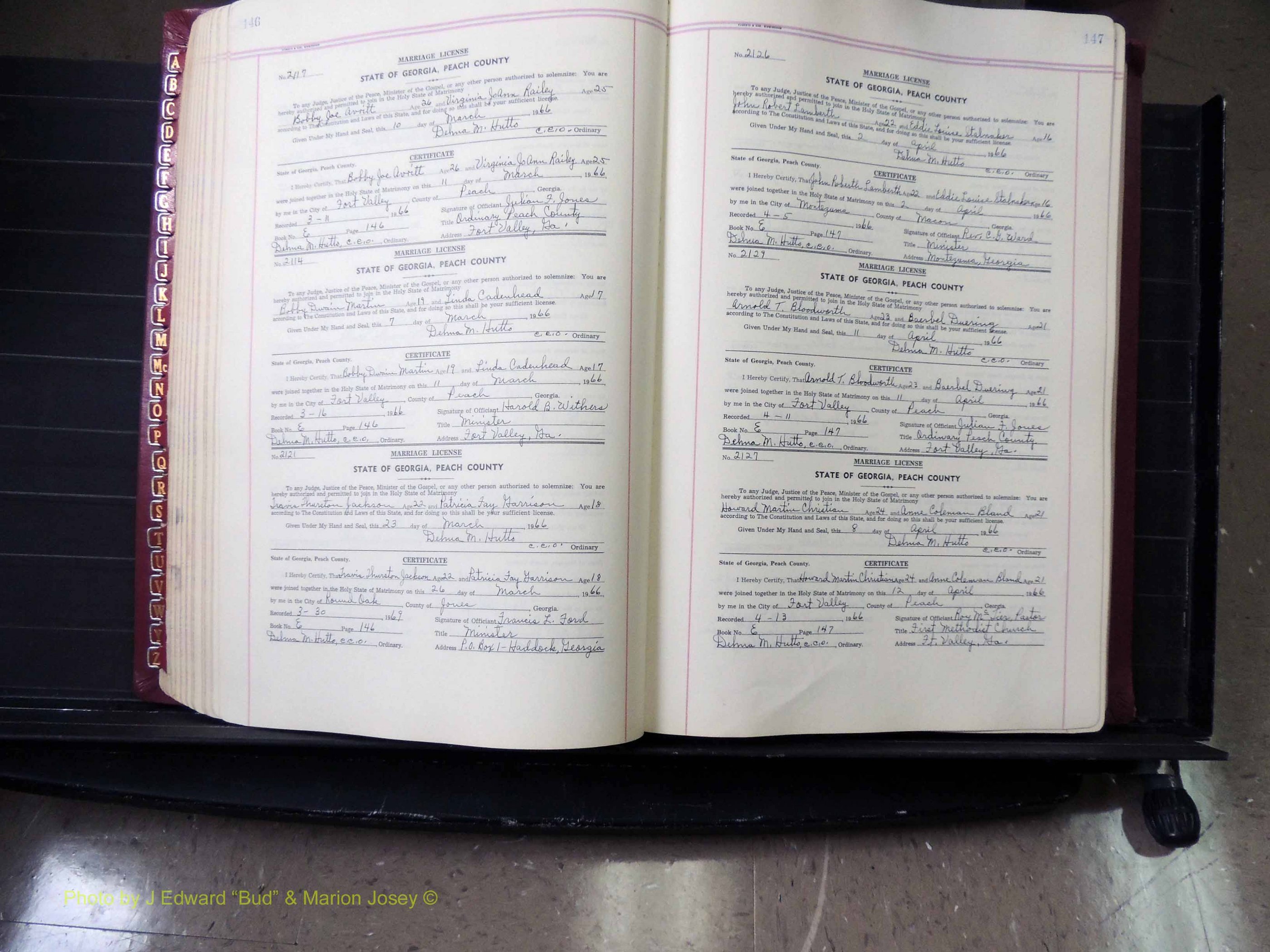 Peach Co, GA, Marriages, Book E, 1960-1984 pg 146-147.JPG