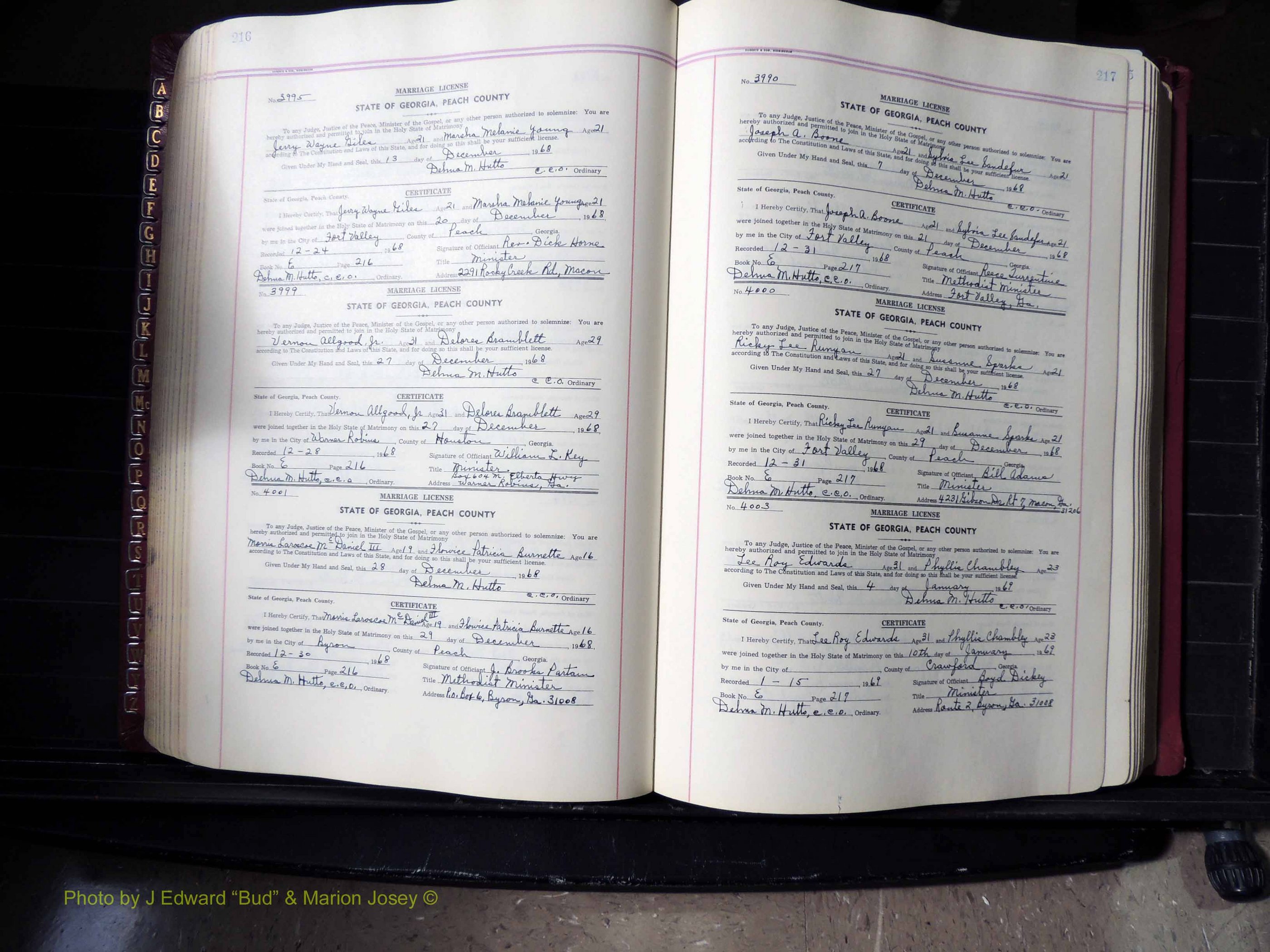 Peach Co, GA, Marriages, Book E, 1960-1984 pg 216-217.JPG