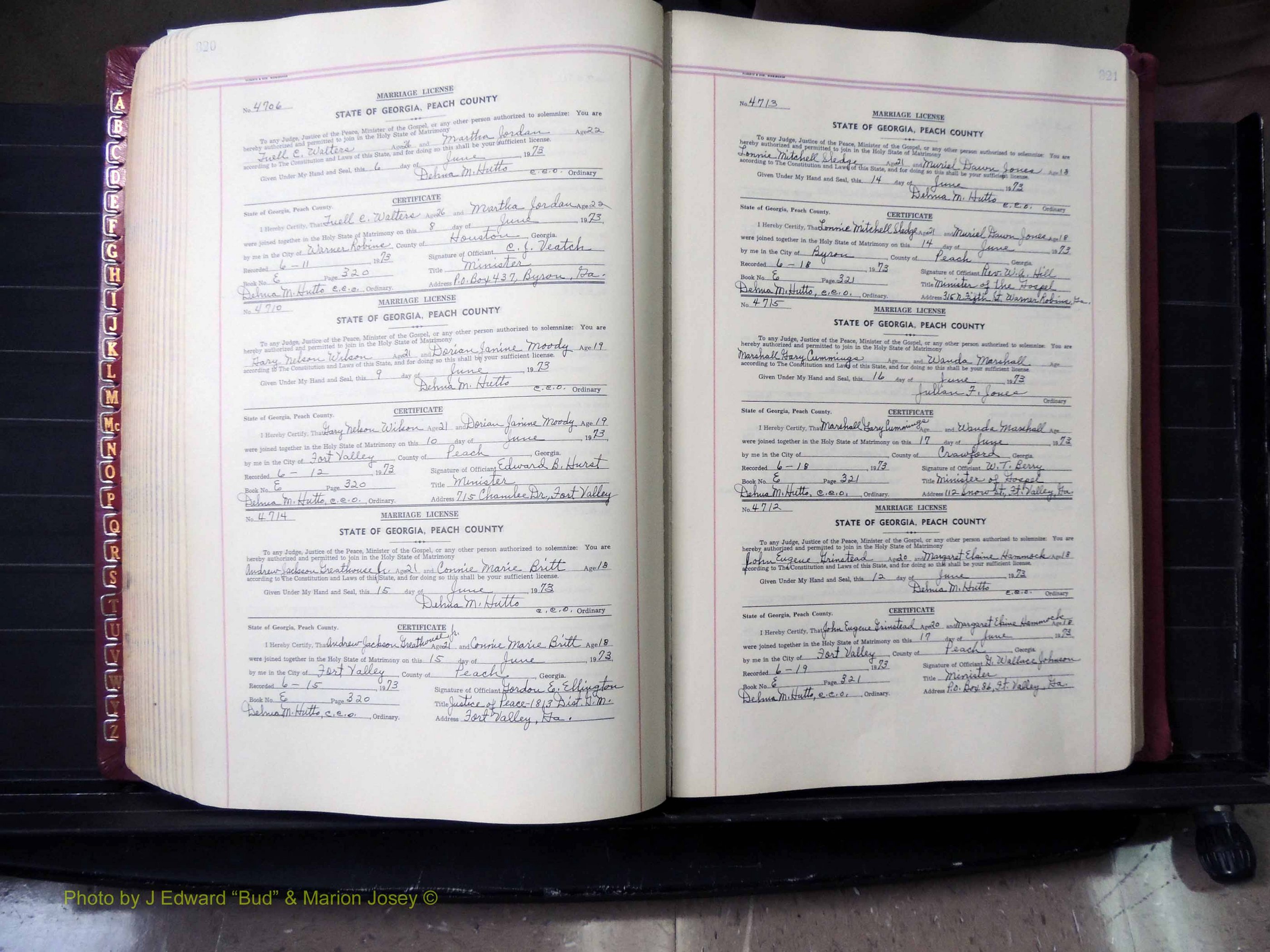 Peach Co, GA, Marriages, Book E, 1960-1984 pg 320-321.JPG
