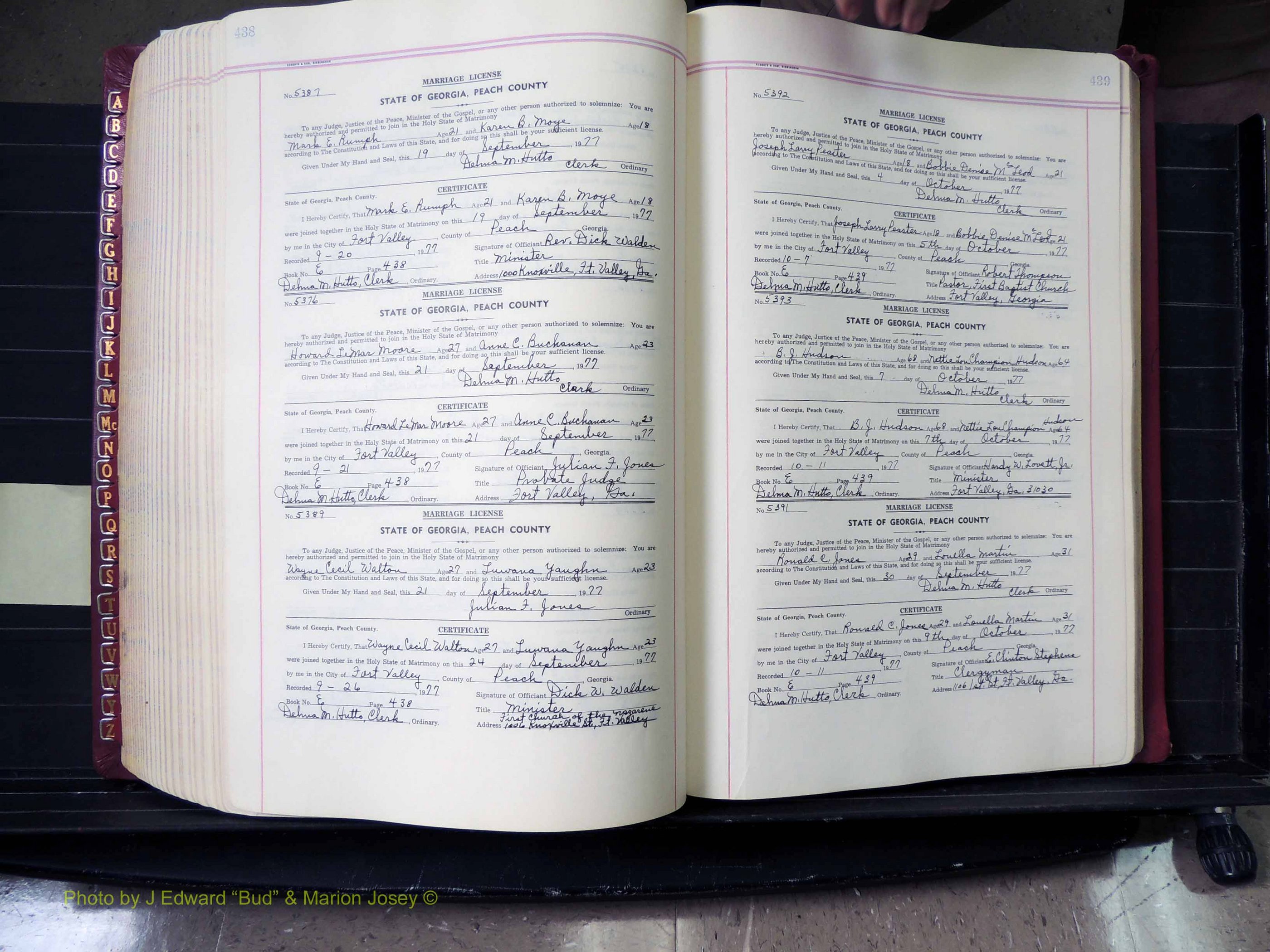 Peach Co, GA, Marriages, Book E, 1960-1984 pg 438-439.JPG