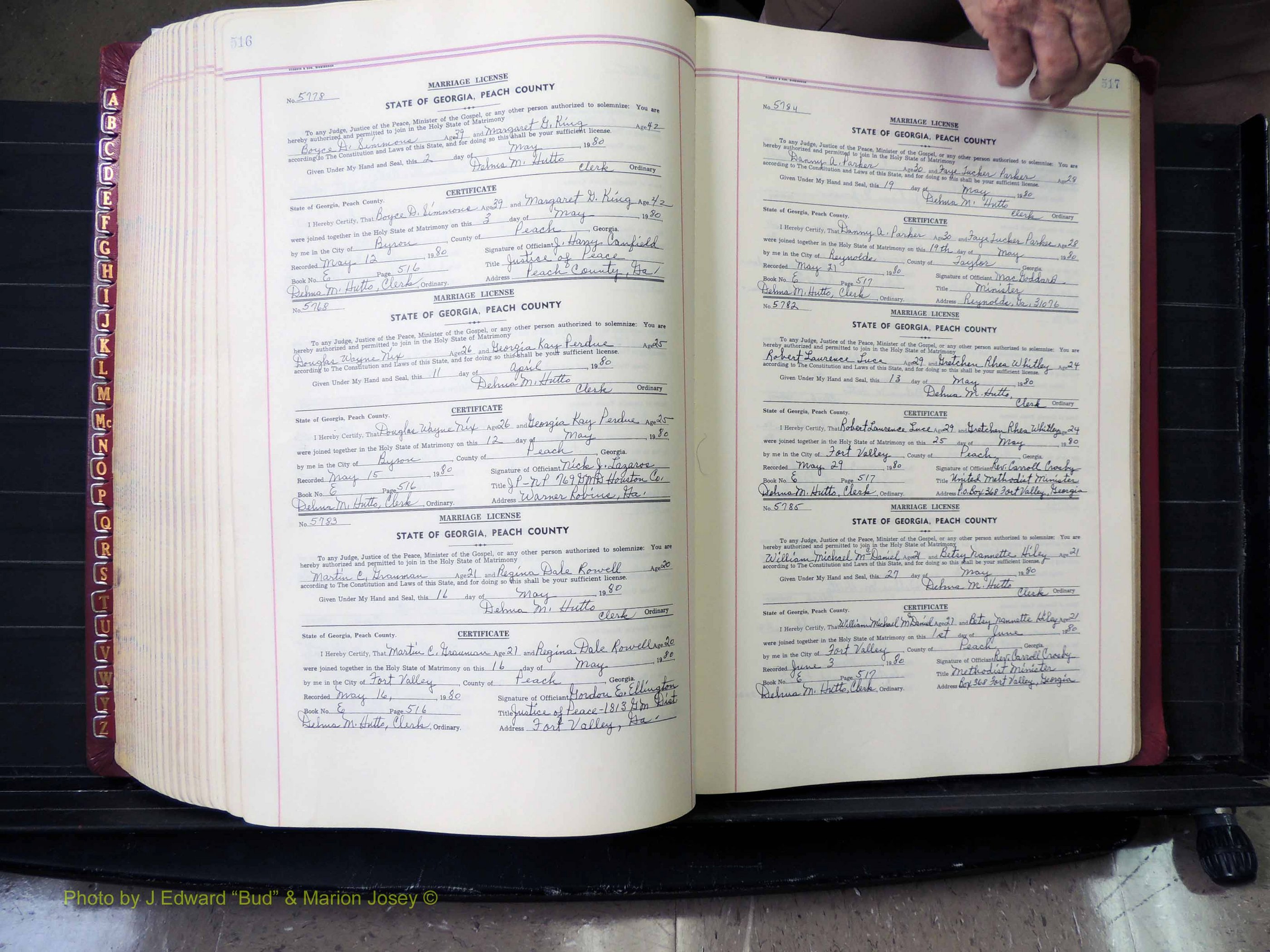 Peach Co, GA, Marriages, Book E, 1960-1984 pg 516-517.JPG