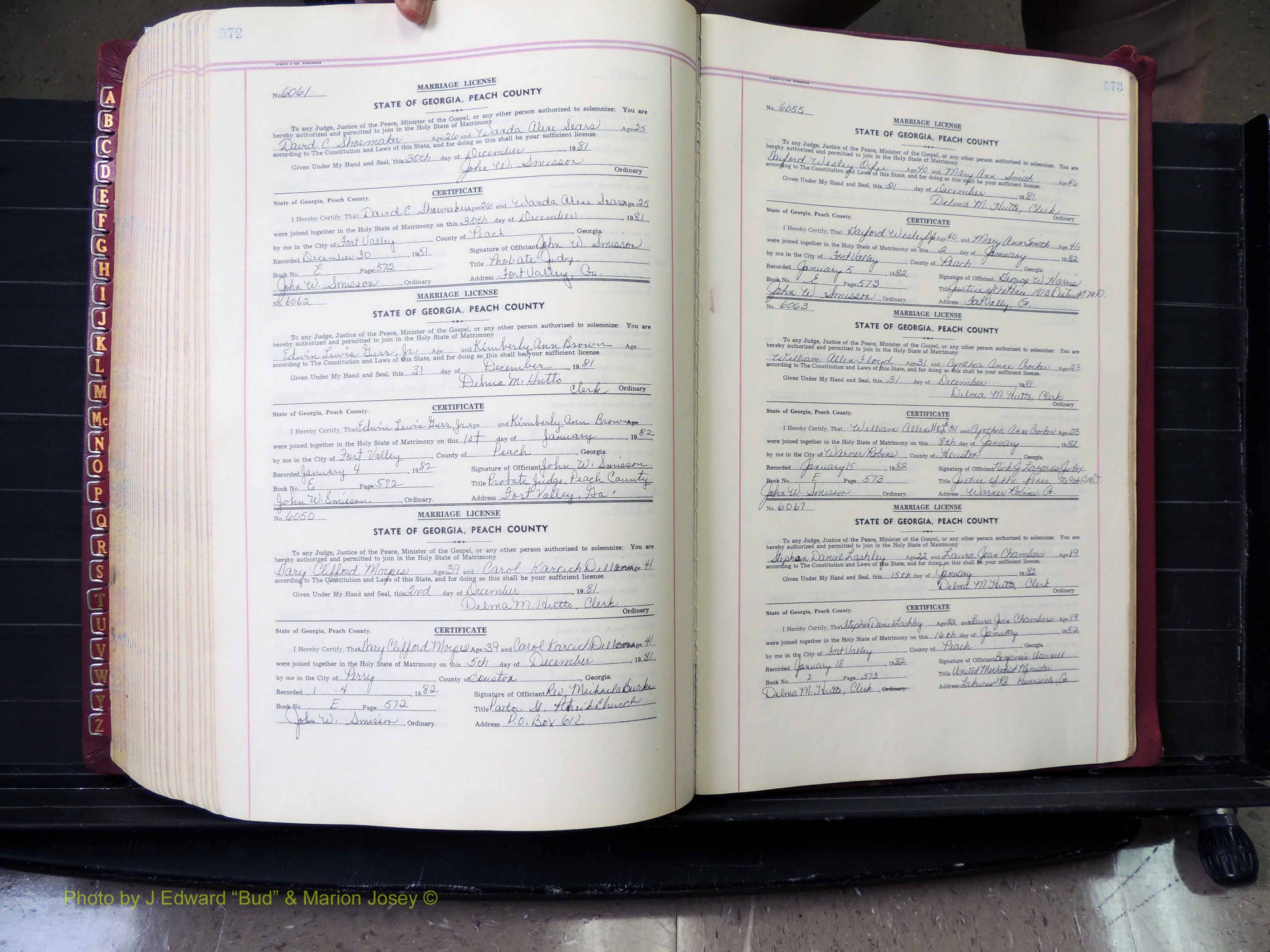 Peach Co, GA, Marriages, Book E, 1960-1984 pg 572-573.JPG