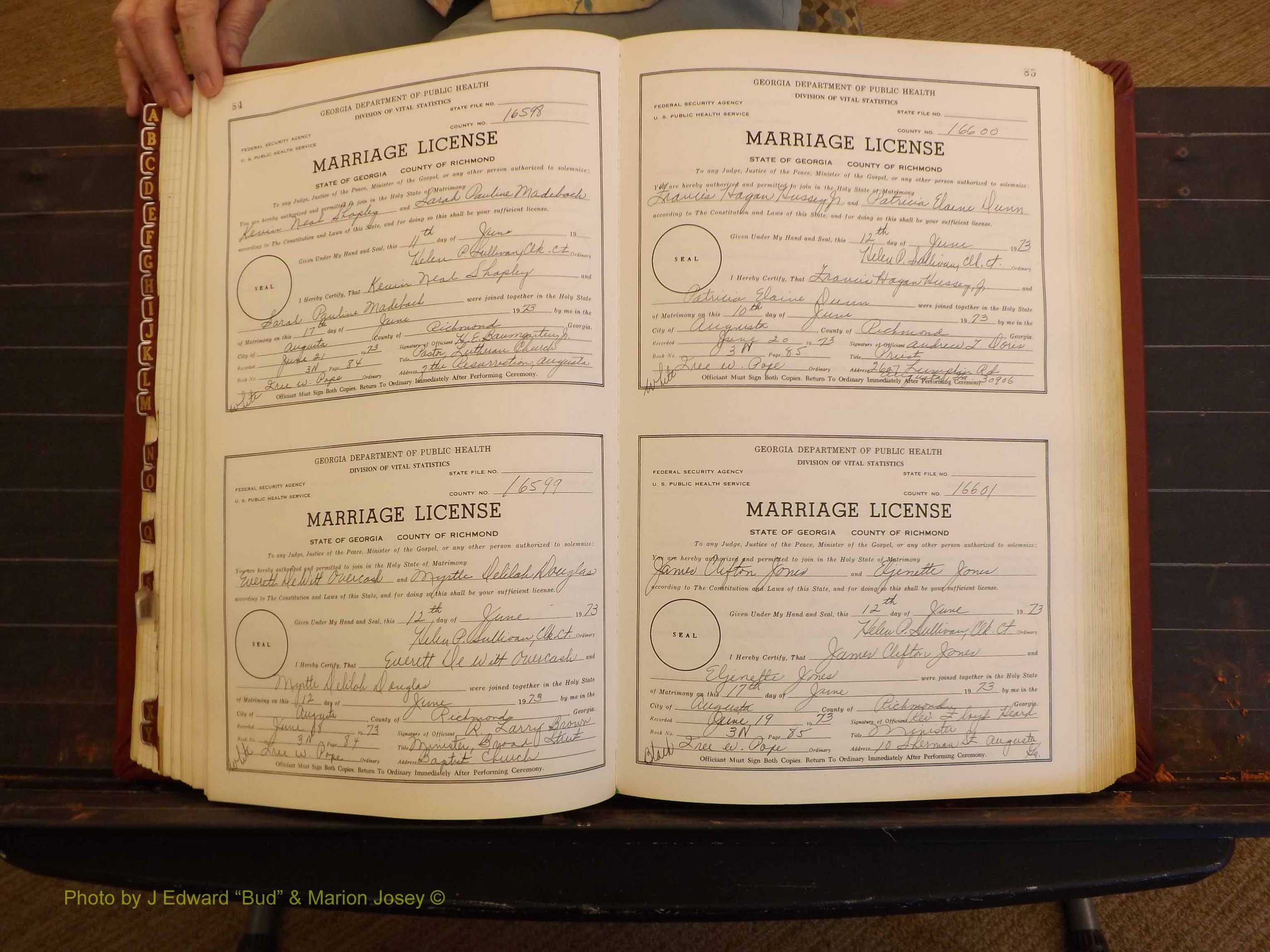 Richmond Marriages, 3N, 1973-1974 P 084-085.JPG