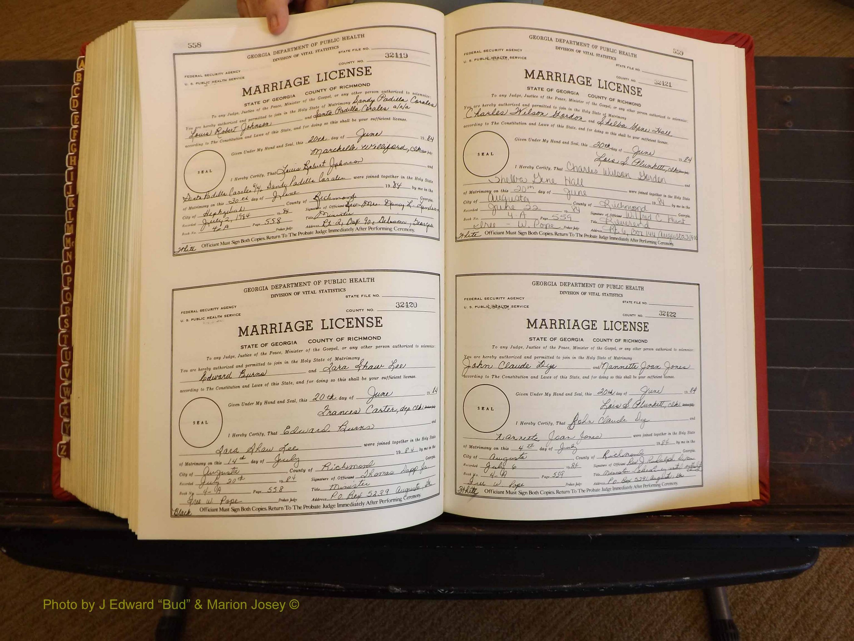 Richmond Marriages, 4A, 1983-1984 P 558-559.JPG