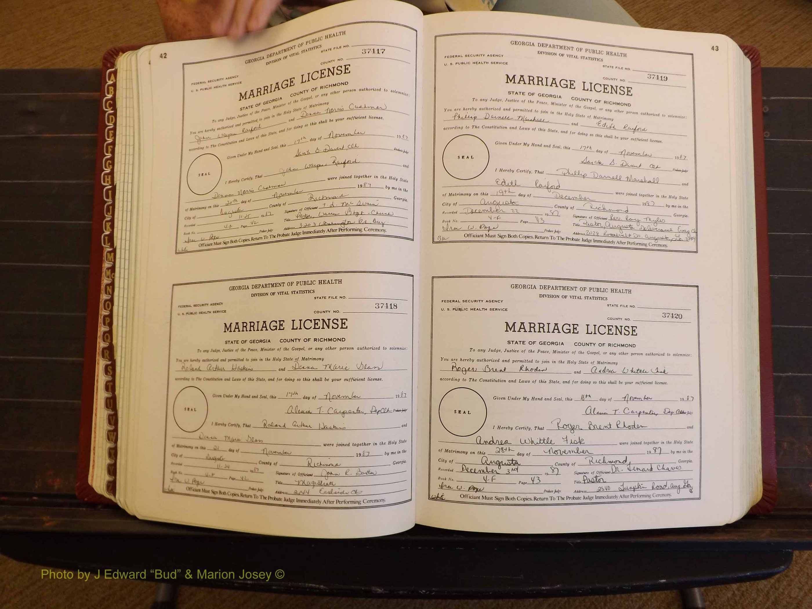 Richmond Marriages, 4F, 1987-1988 P 042-043.JPG