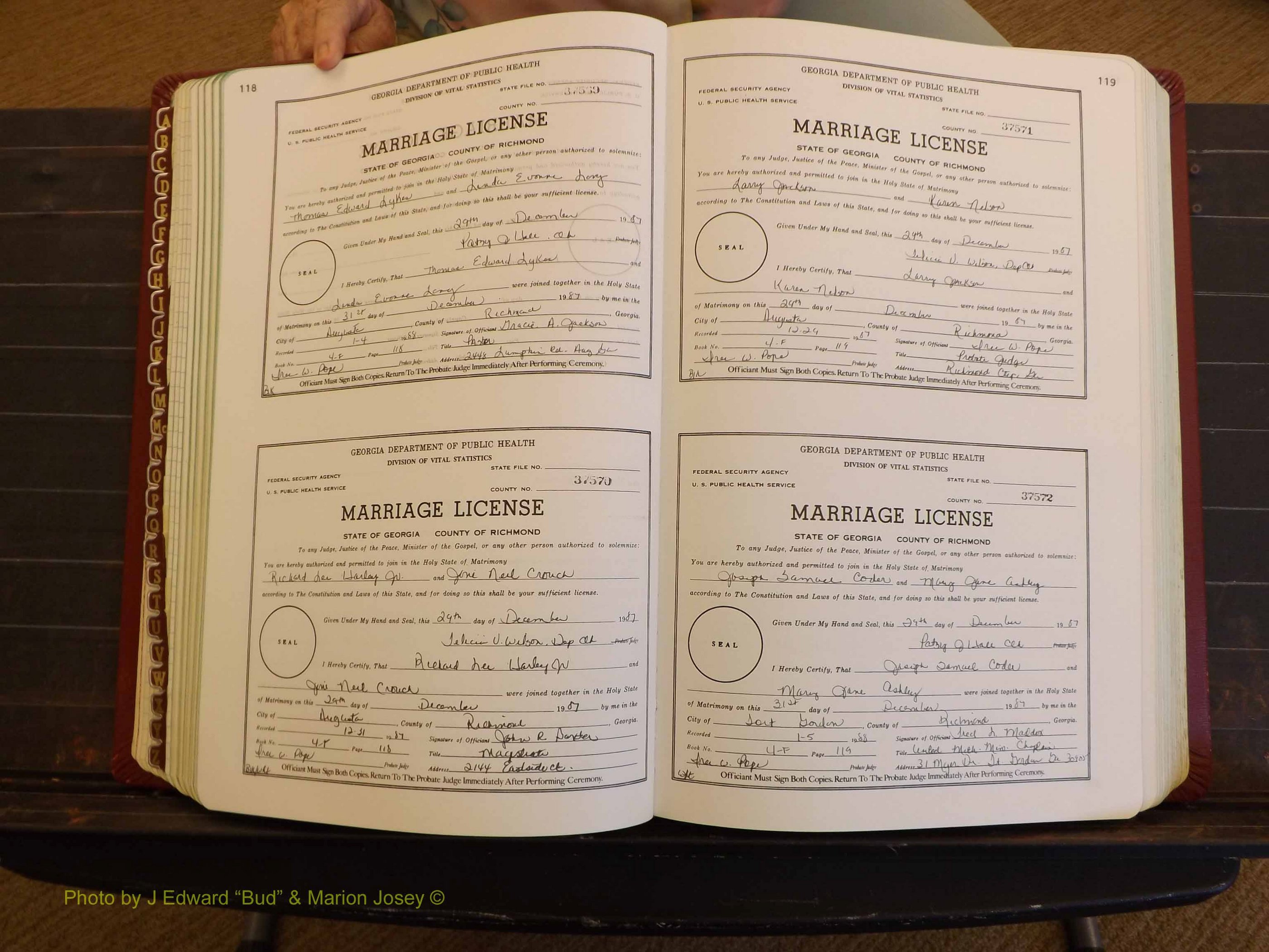 Richmond Marriages, 4F, 1987-1988 P 118-119.JPG