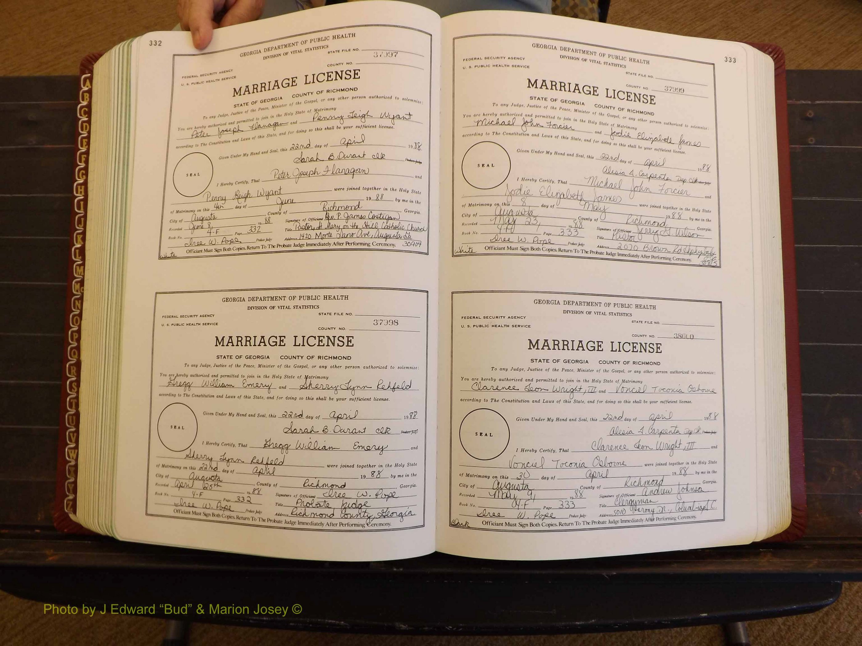 Richmond Marriages, 4F, 1987-1988 P 332-333.JPG