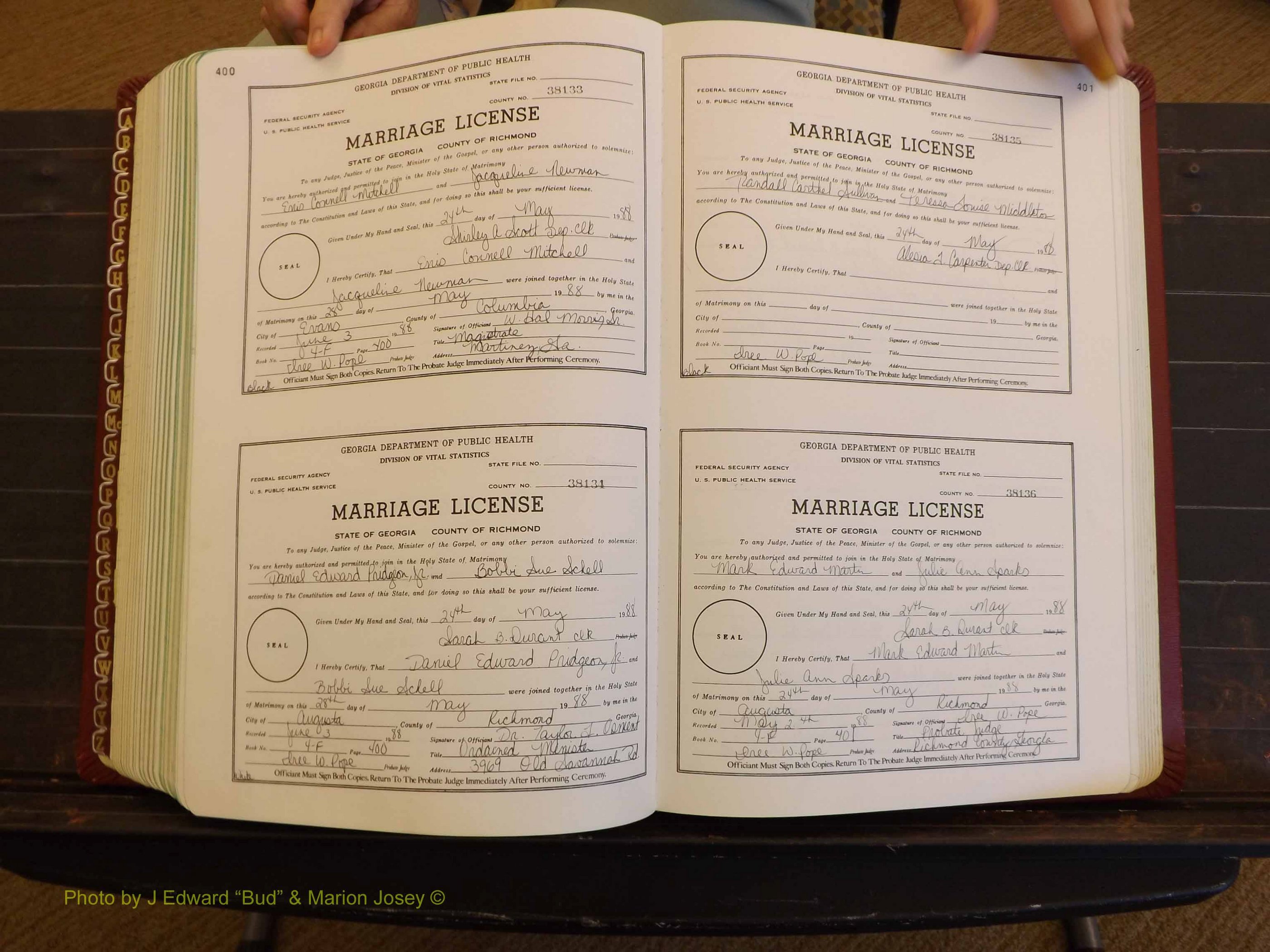Richmond Marriages, 4F, 1987-1988 P 400-401.JPG