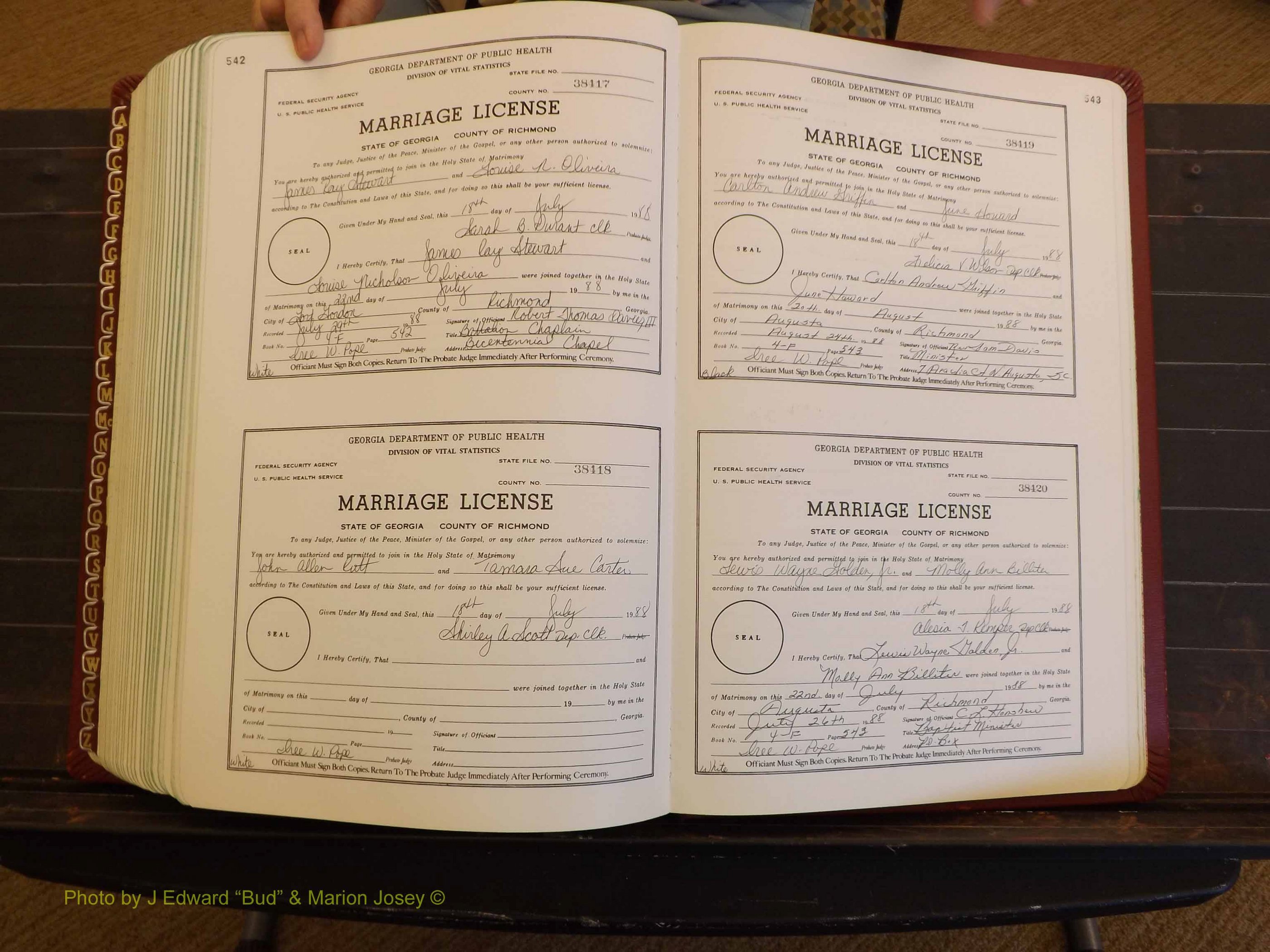 Richmond Marriages, 4F, 1987-1988 P 542-543.JPG