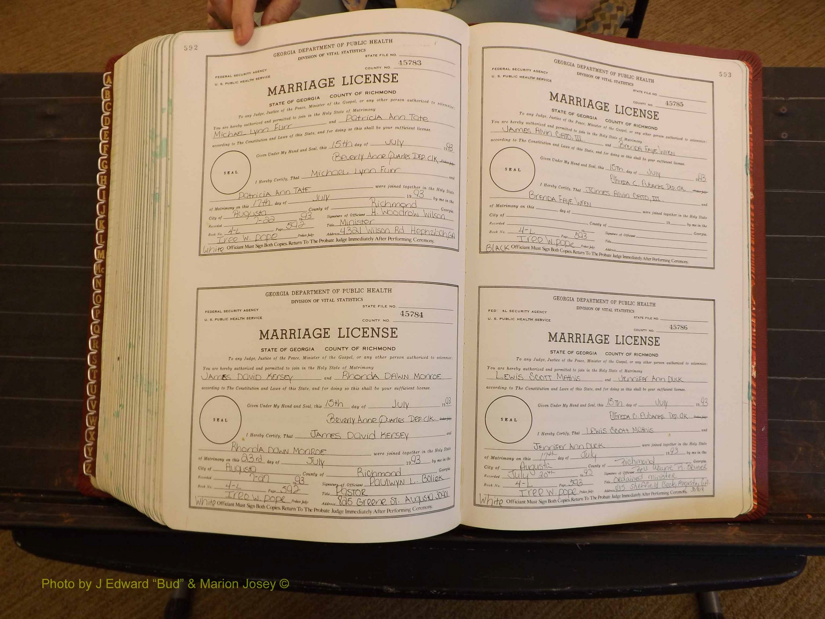 Richmond Marriages, 4L, 1992-1993 P 592-593.JPG
