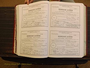 Richmond Marriages, 4L, 1992-1993 P 024-025.JPG