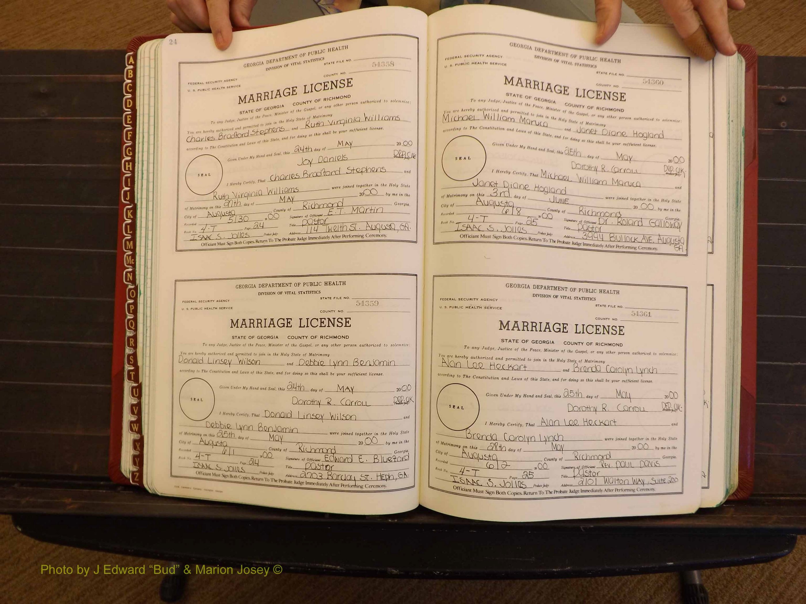 Richmond Marriages, 4 T, 2000-2001 P 024-025.JPG