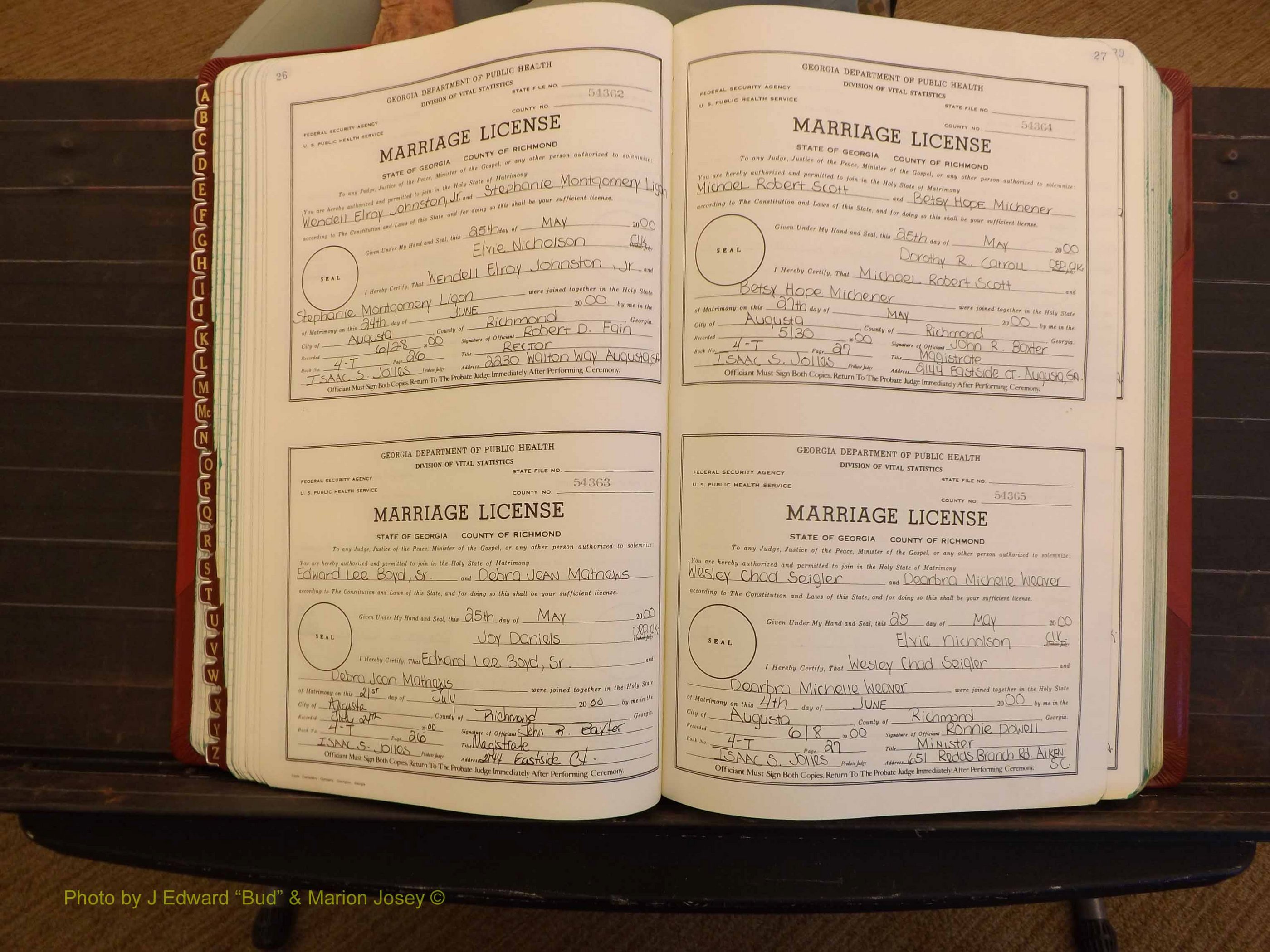 Richmond Marriages, 4 T, 2000-2001 P 026-027.JPG