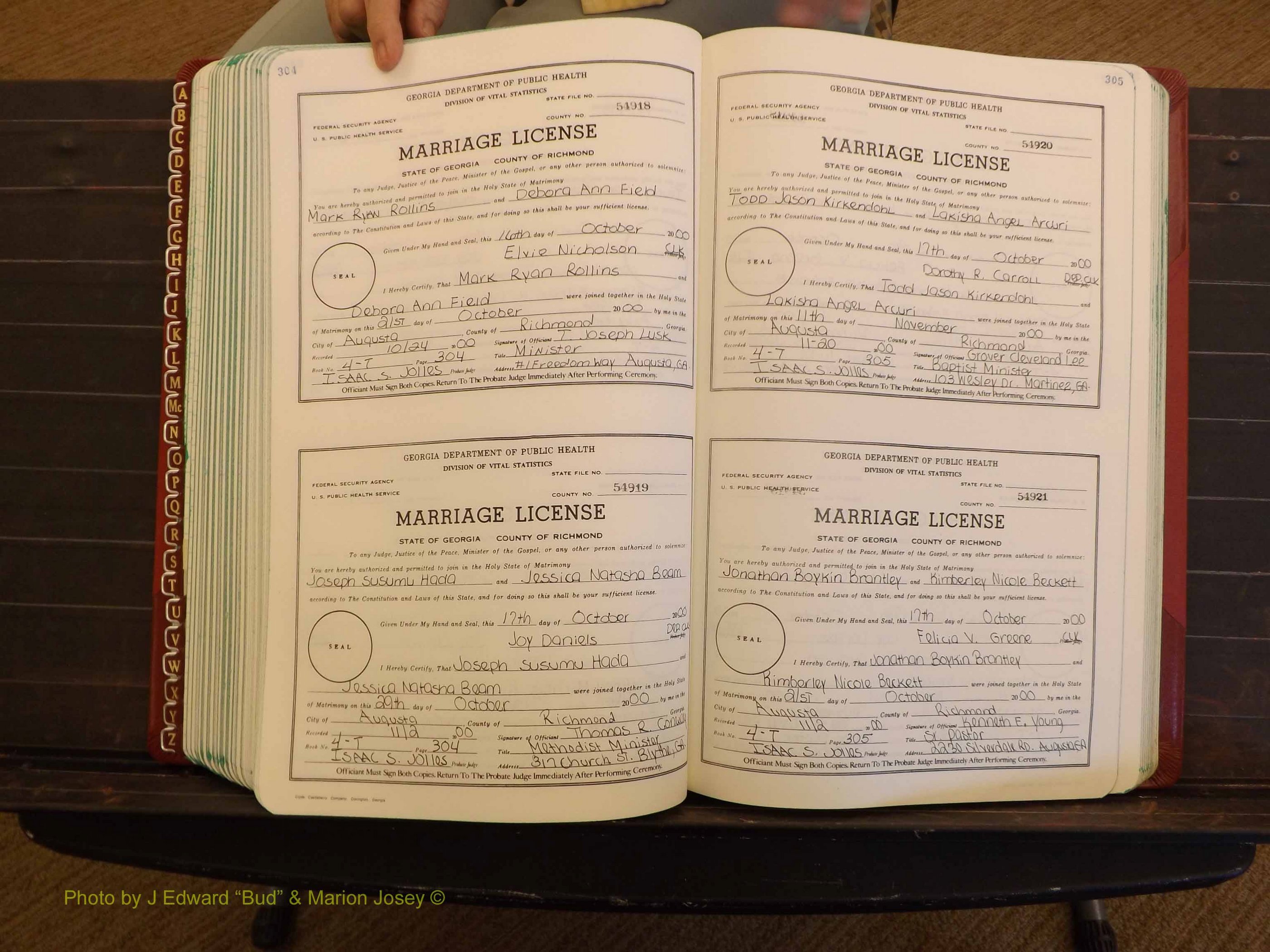 Richmond Marriages, 4 T, 2000-2001 P 304-305.JPG