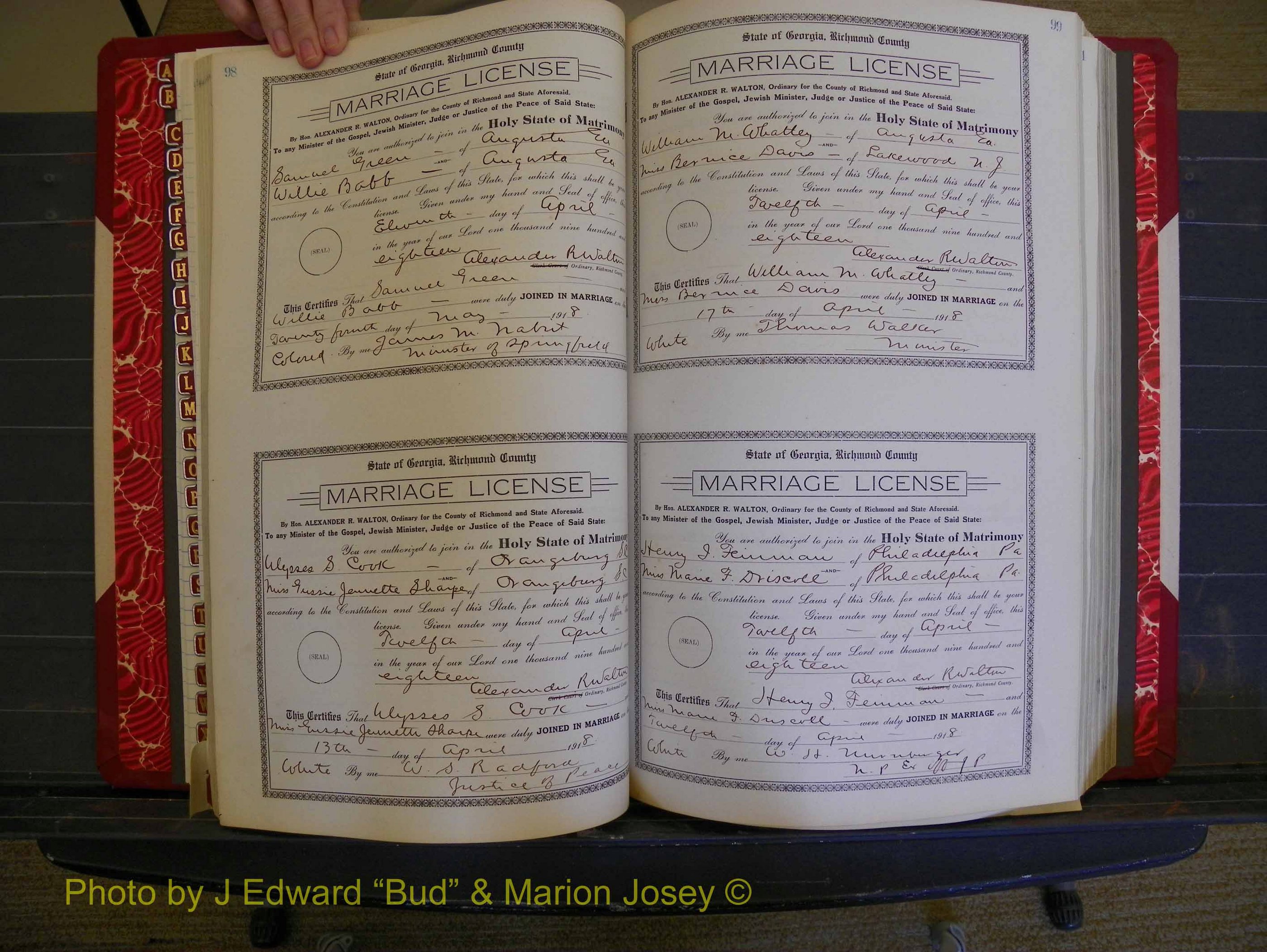 Richmond Marriages, Book LL, 1918 P 098-099.JPG