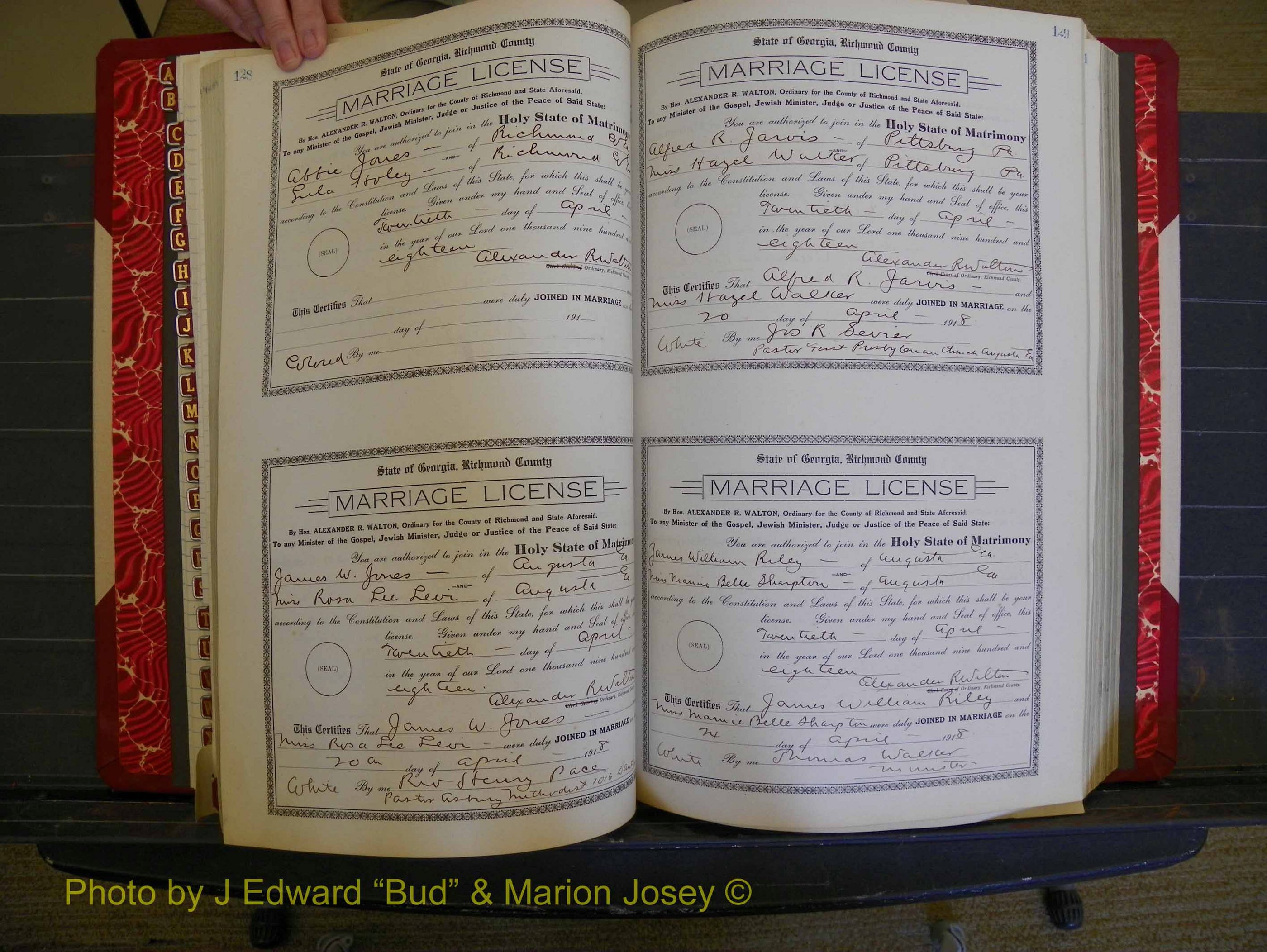 Richmond Marriages, Book LL, 1918 P 128-129.JPG