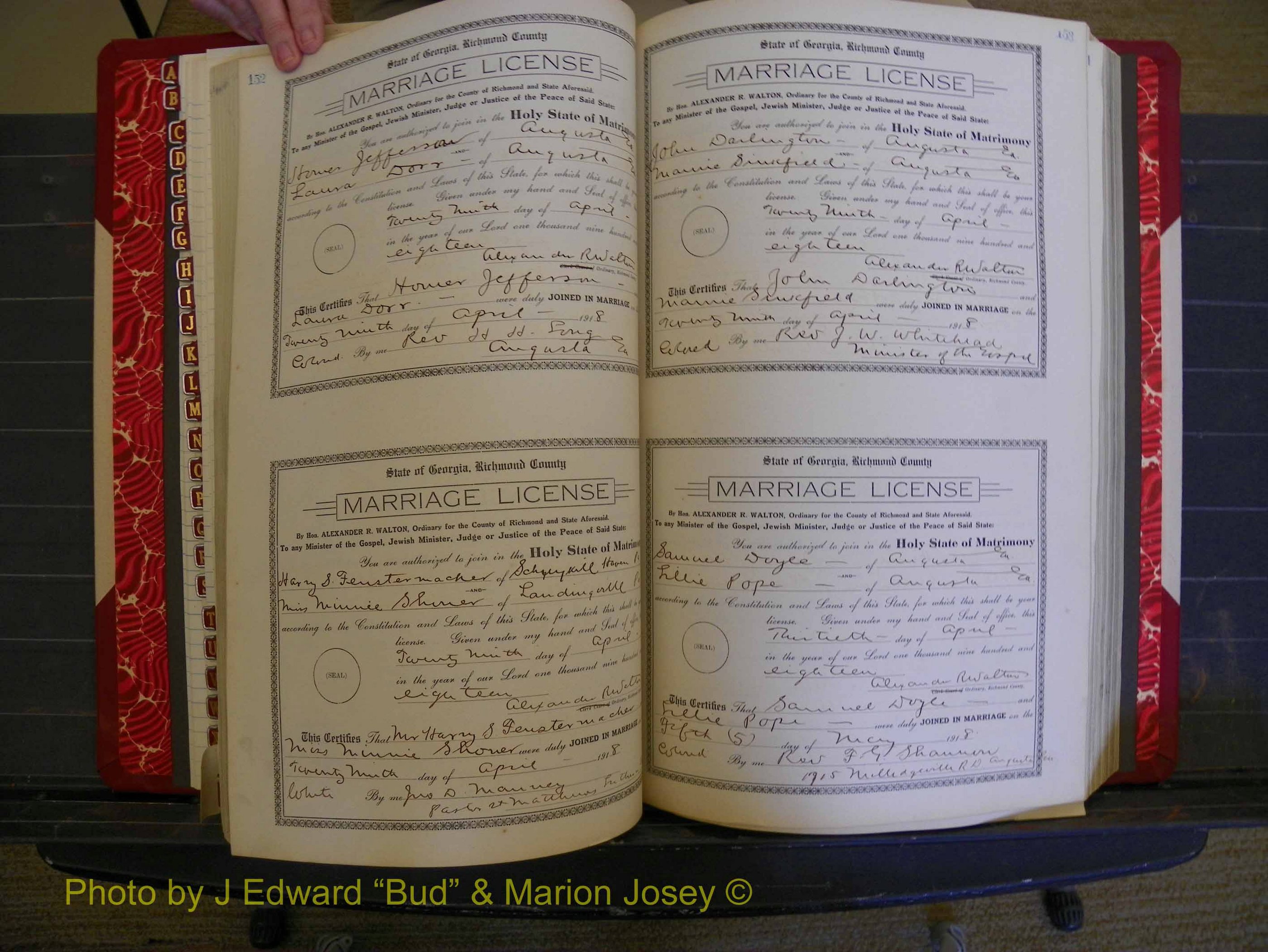 Richmond Marriages, Book LL, 1918 P 152-153.JPG