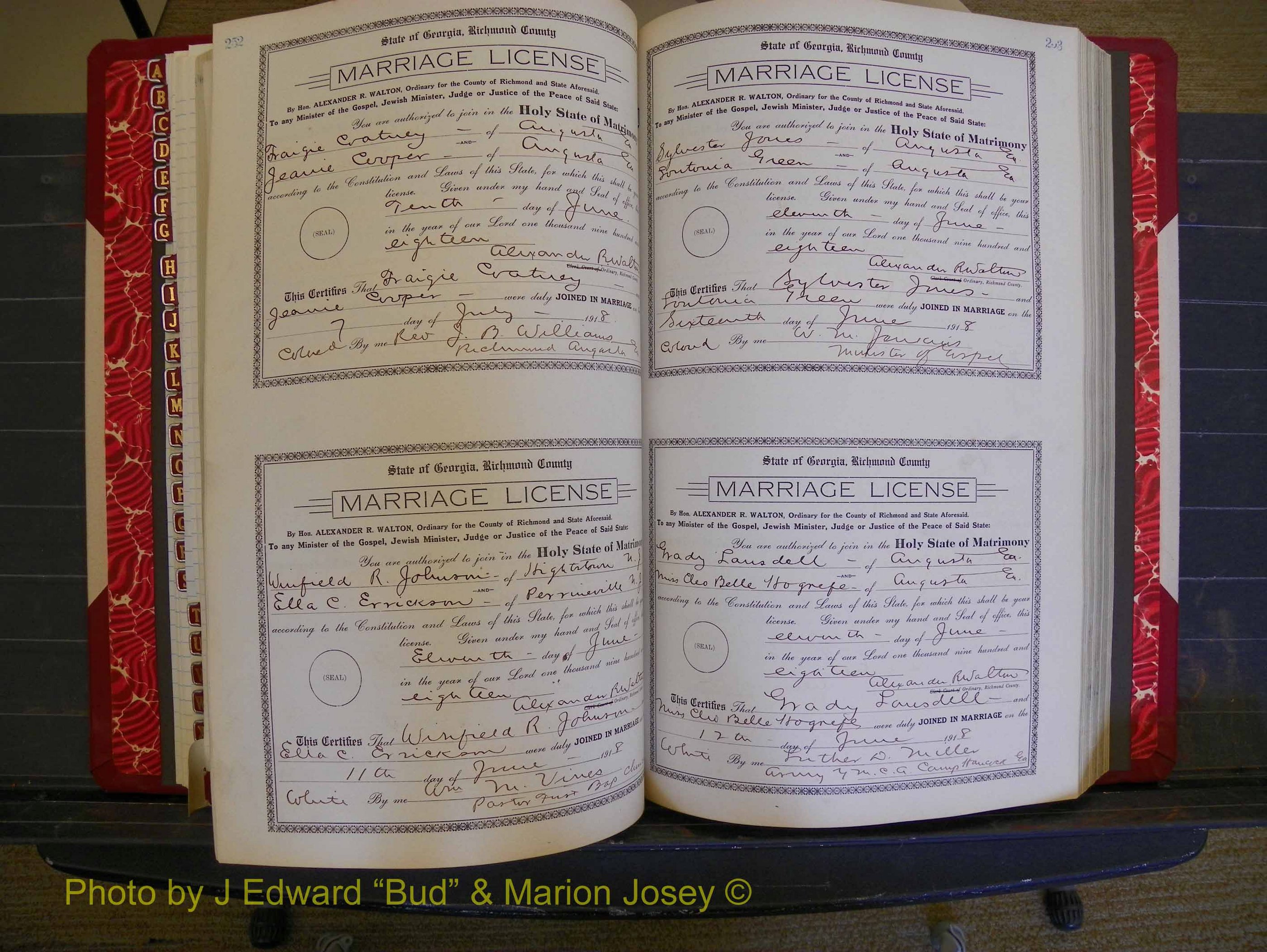 Richmond Marriages, Book LL, 1918 P 252-253.JPG