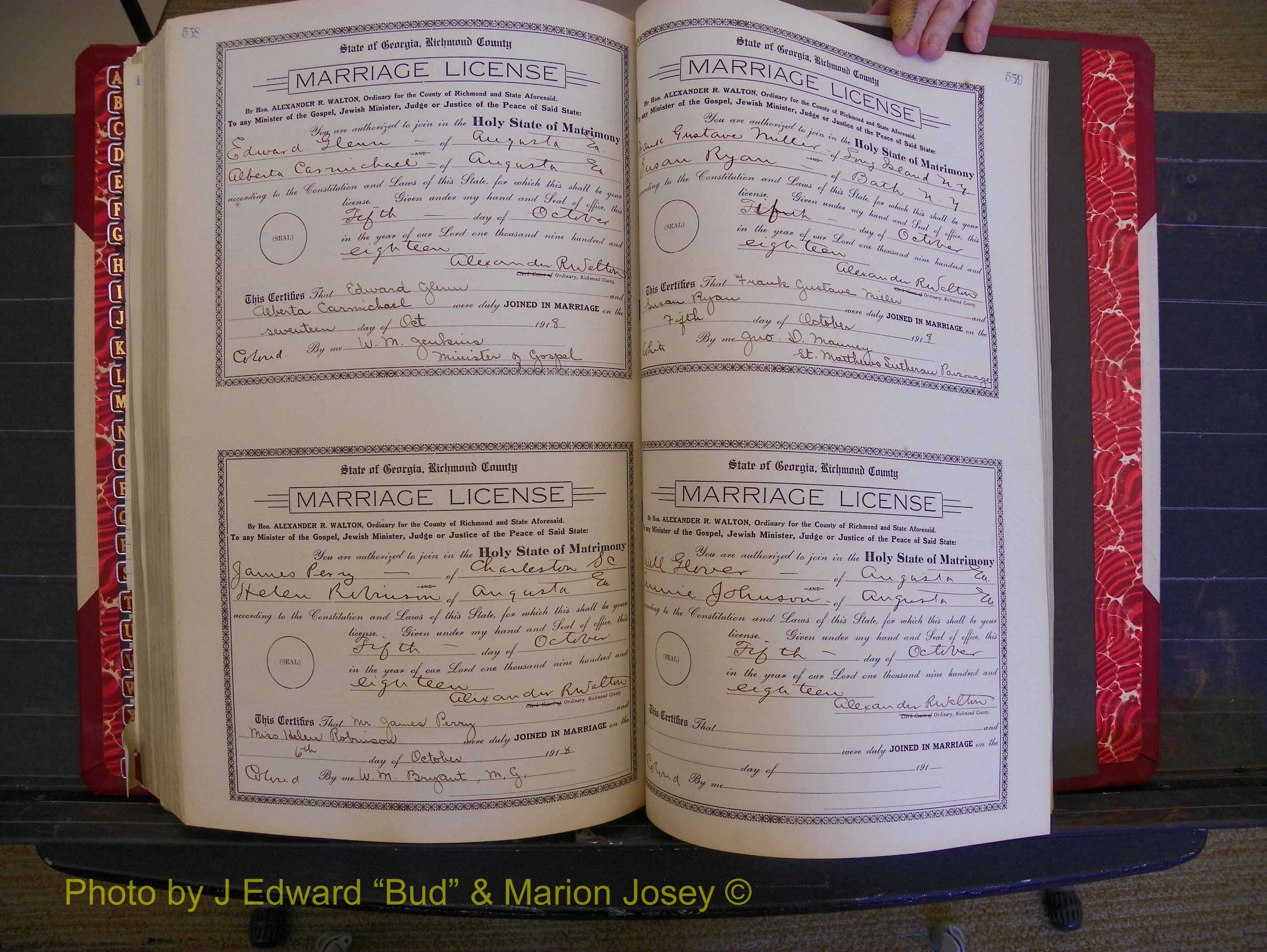Richmond Marriages, Book LL, 1918 P 558-559.JPG