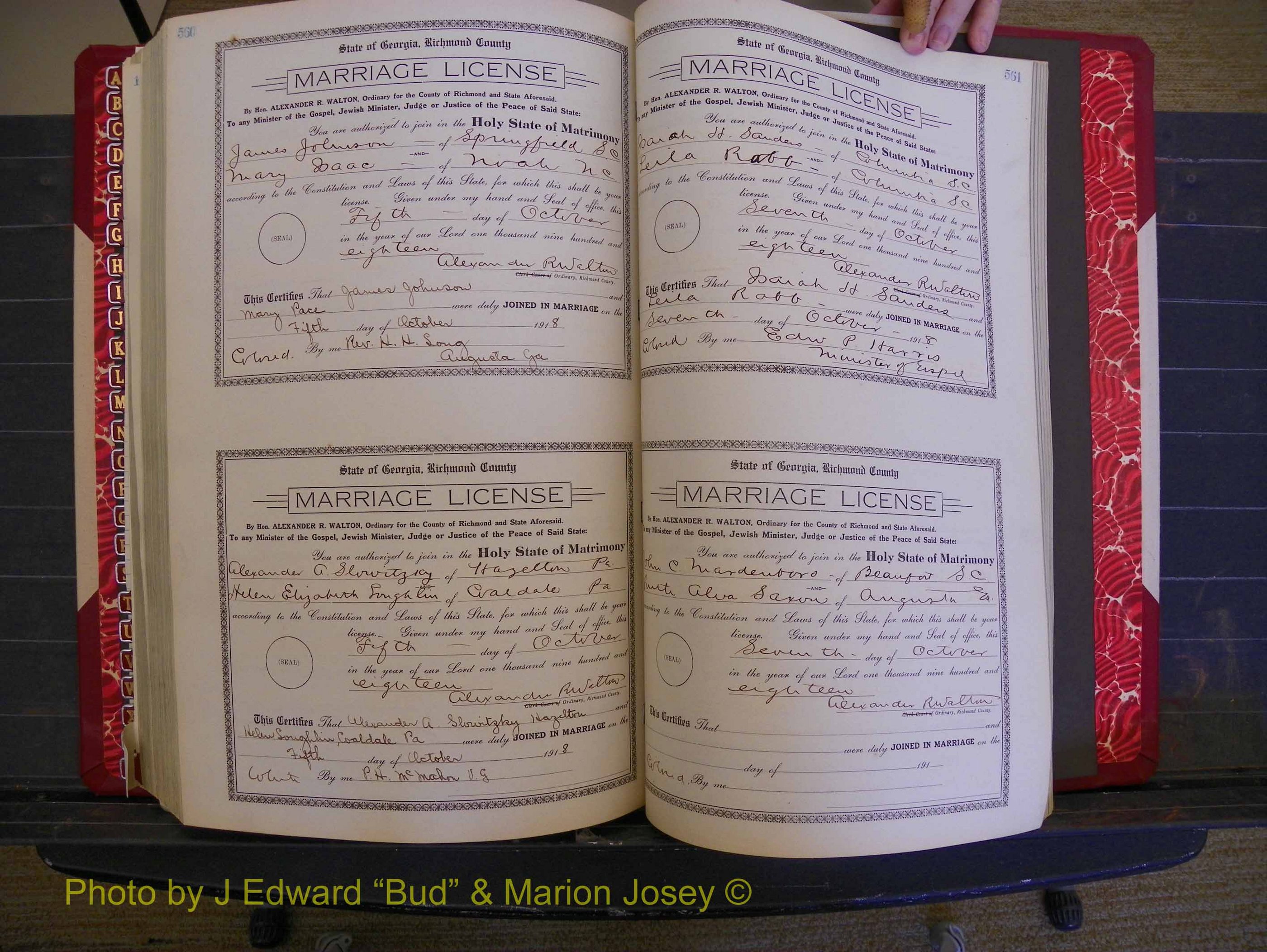 Richmond Marriages, Book LL, 1918 P 560-561.JPG