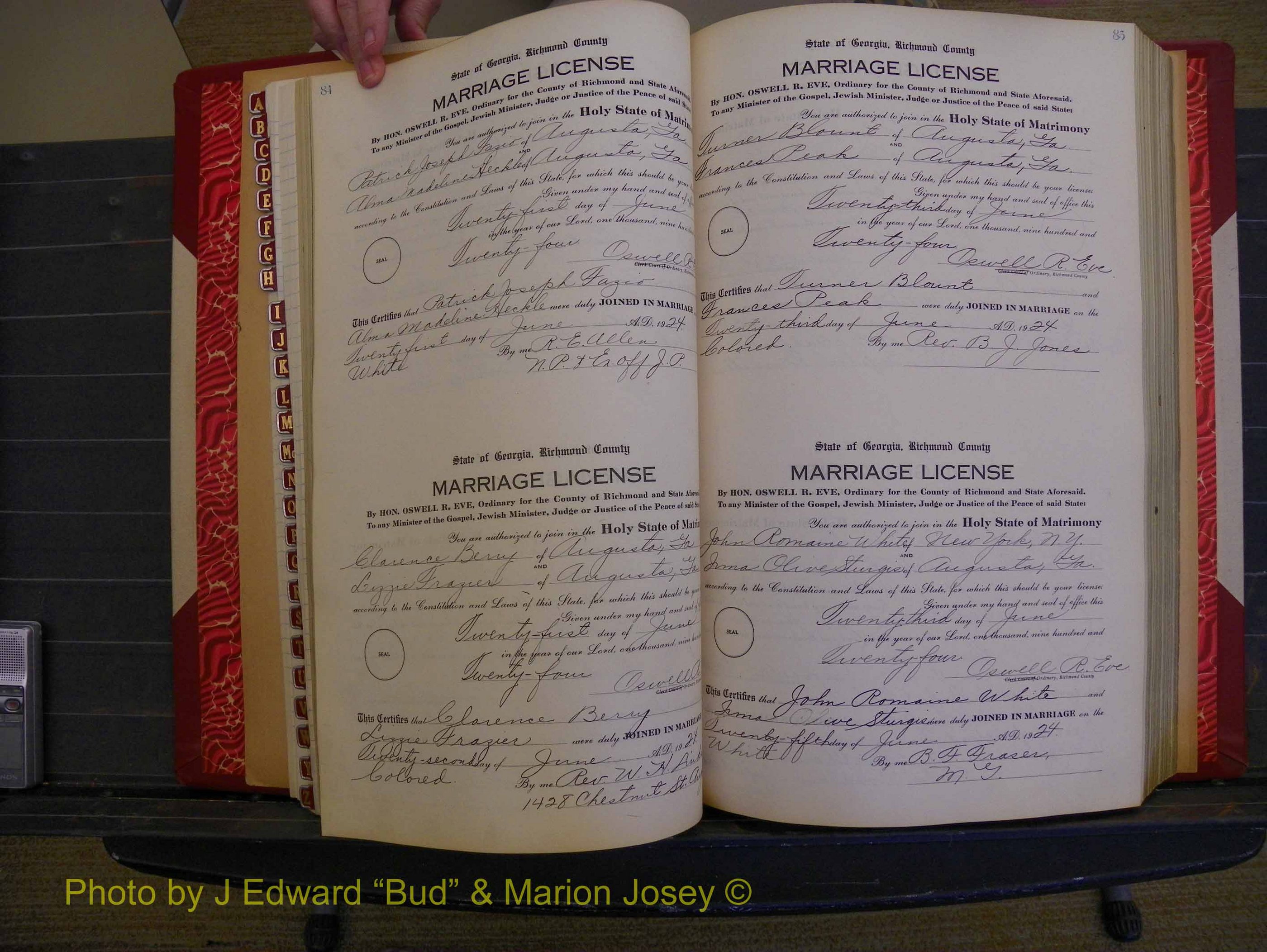 Richmond Marriages, Book RR, 1924-1927 P 084-085.JPG